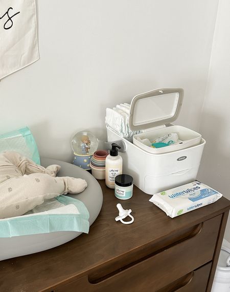 what’s on my nursery changing table/dresser #nursery #babymusthave