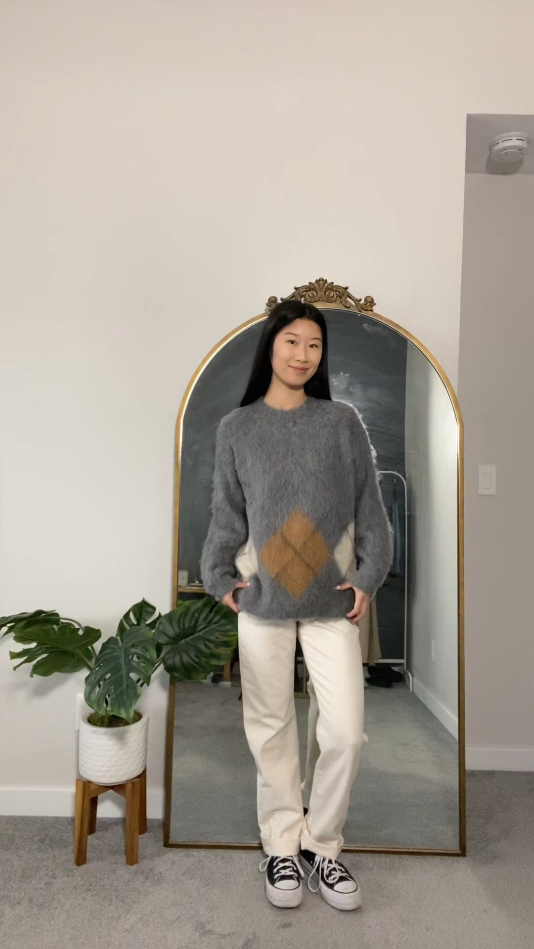 white jeans outfit🤍

#LTKSeasonal #LTKVideo #LTKstyletip