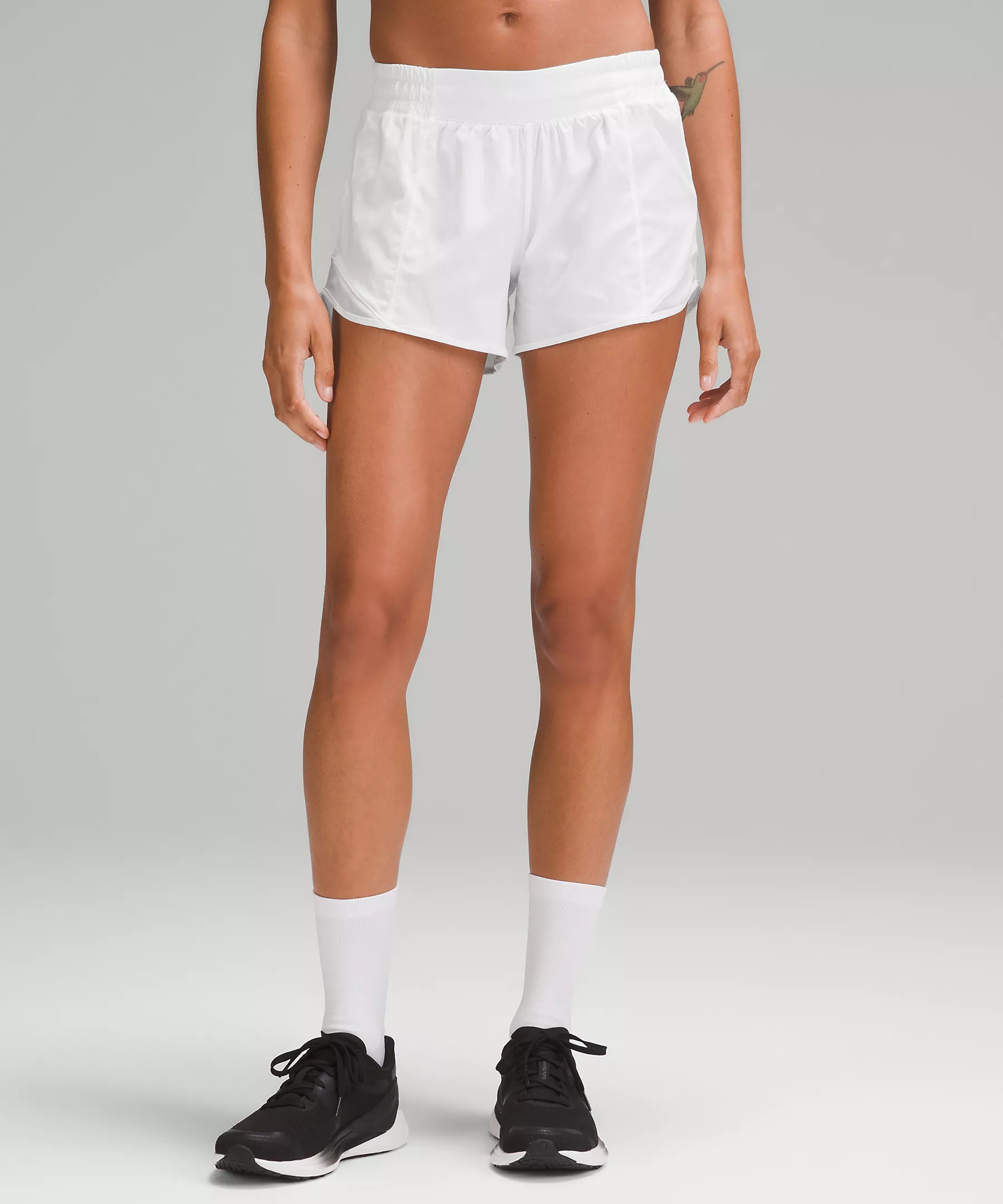 Hotty Hot Low-Rise Lined Short 4" | Women's Shorts | lululemon | Lululemon (US)