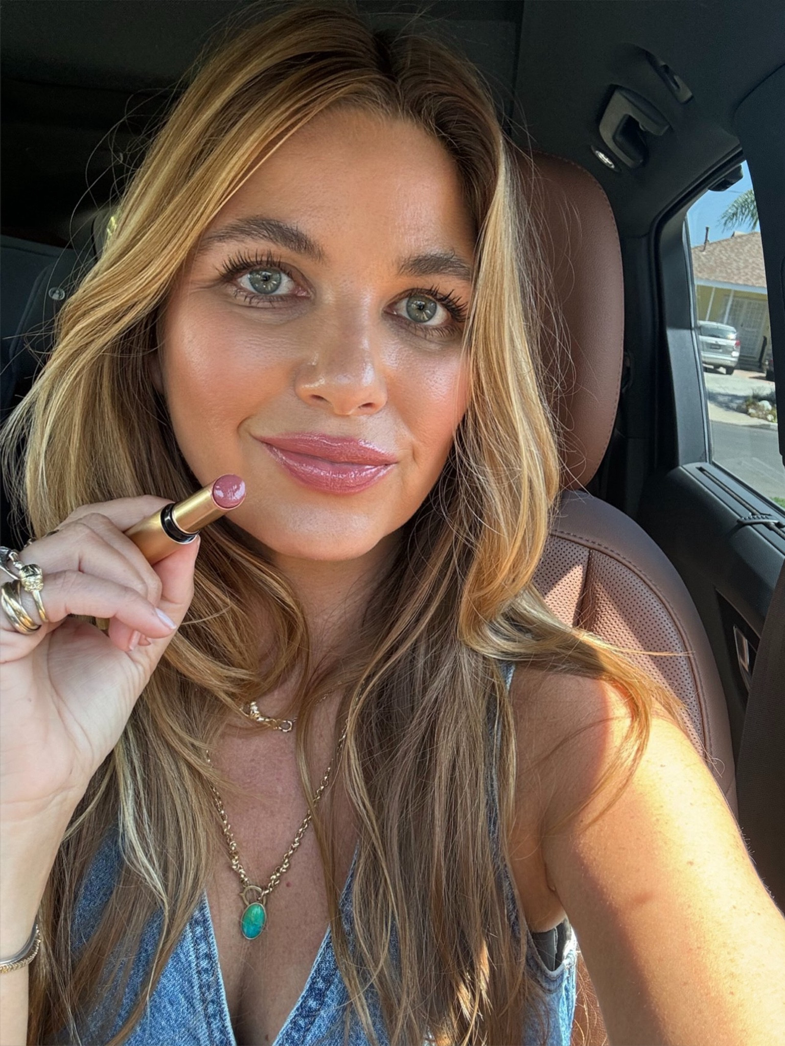 The most effortless lip shade for summer 👄 It’s called Epanoui 

#LTKBeauty #LTKFindsUnder50