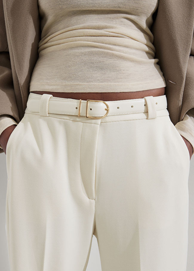 Weite Hose mit Bügelfalten | & Other Stories (DE + FR)