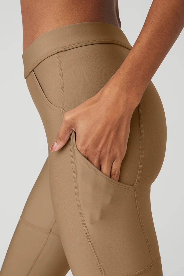 High-Waist Airlift 4 Pocket Utility Legging | Alo Yoga (US)