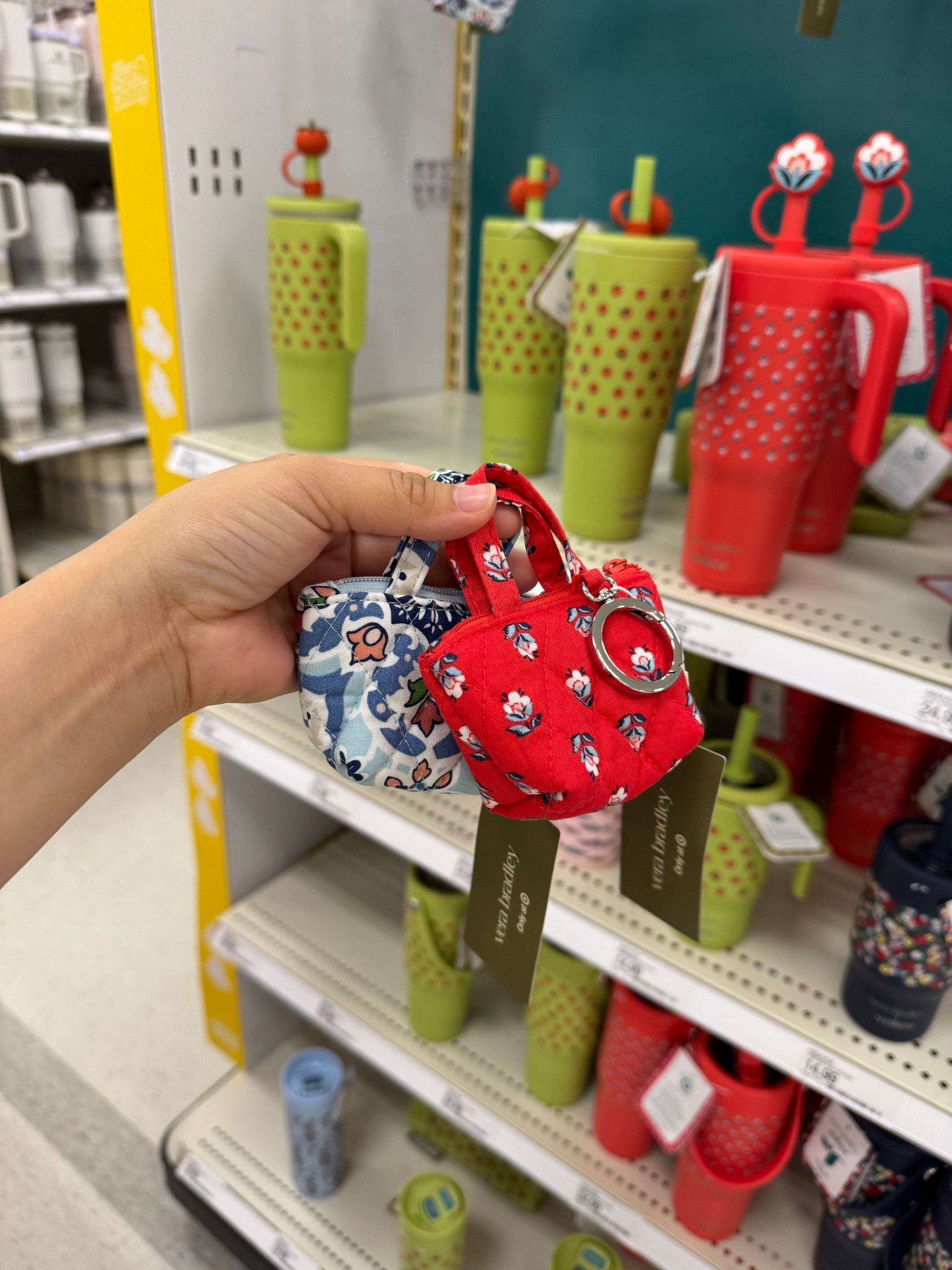 These mini keychains bags are too cute💕