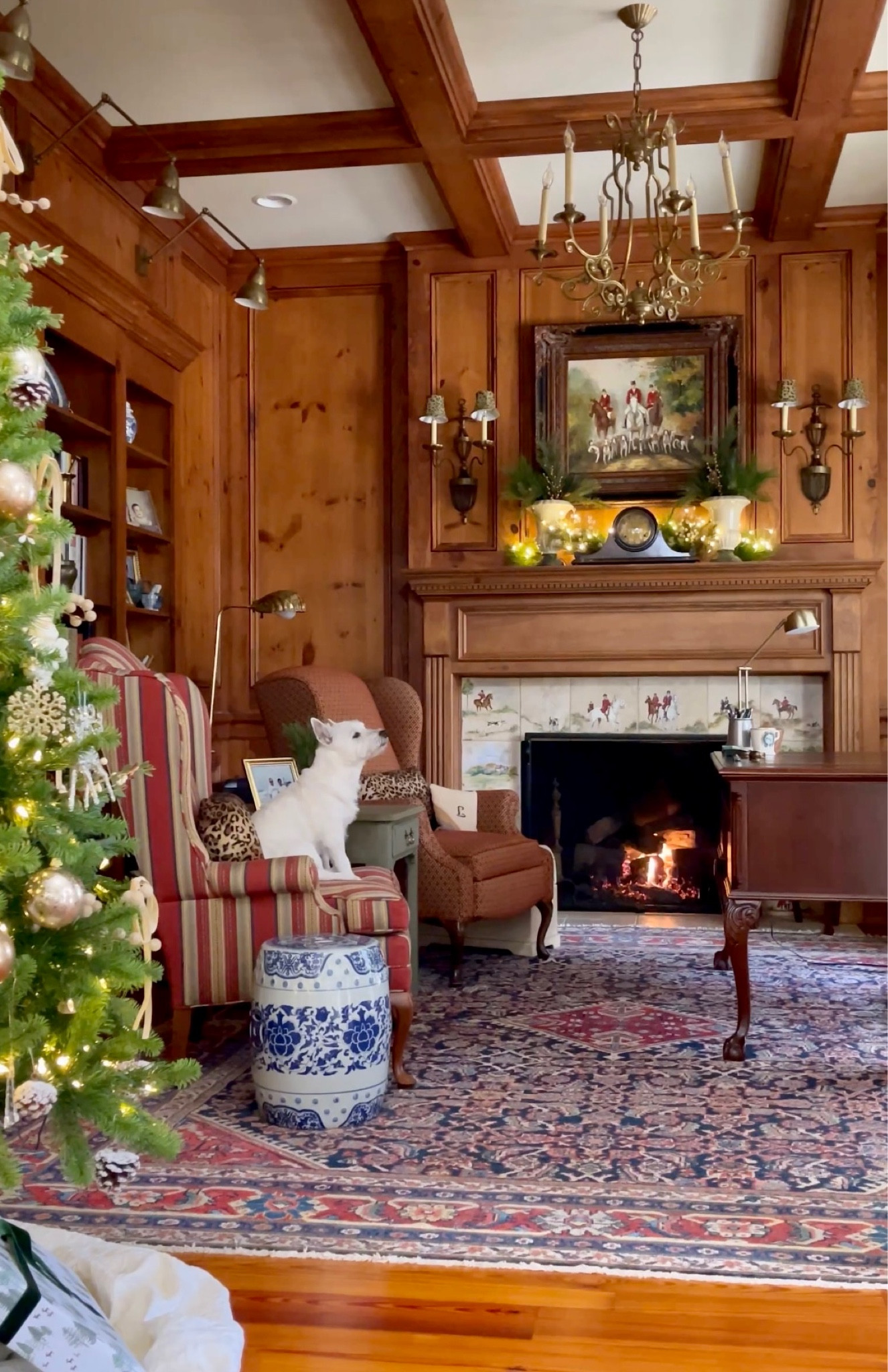 Traditional Christmas decor in the home office! #homeoffice #amazonhome 

#LTKHoliday #LTKSeasonal #LTKhome