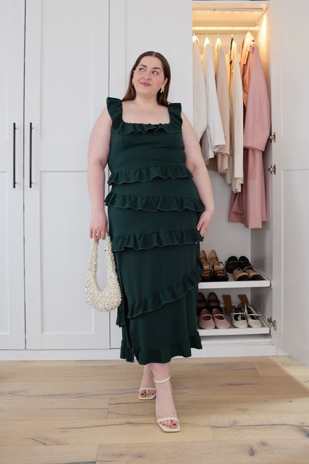 Plus size teal ruffle wedding guest dress - would also be a fab bridesmaid dress!

Sizing: 1X (has lots of stretch) in dress / 2X in shaper short / 3X in robe 

#LTKparties #LTKplussize #LTKwedding