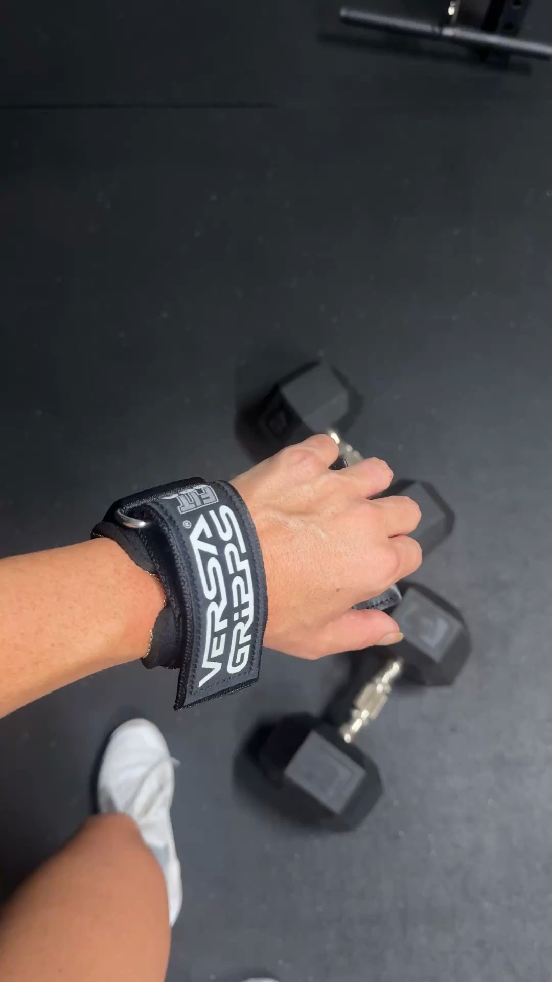 These gym grips are incredible! If you feel like you can’t hold your grip long but know you have reps left to give, try these! 

Gym accessories 
Active

#LTKActive #LTKmorningroutine #LTKfitnessgoals