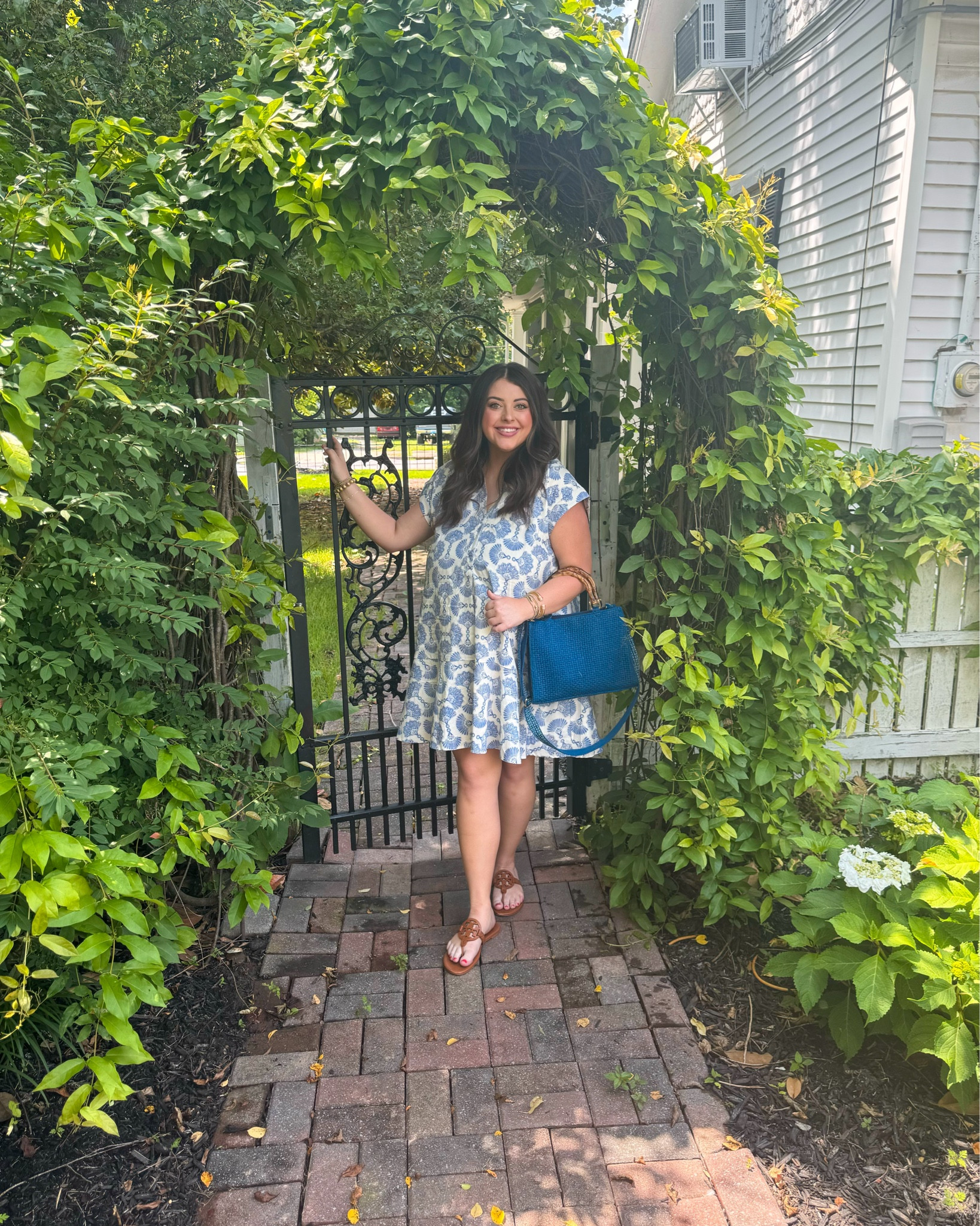 Finally a sunny day in KY! This was the perfect dress to throw on for Father’s Day lunch! Happy Father’s Day to all the Dad’s out there 💙

#LTKPlusSize