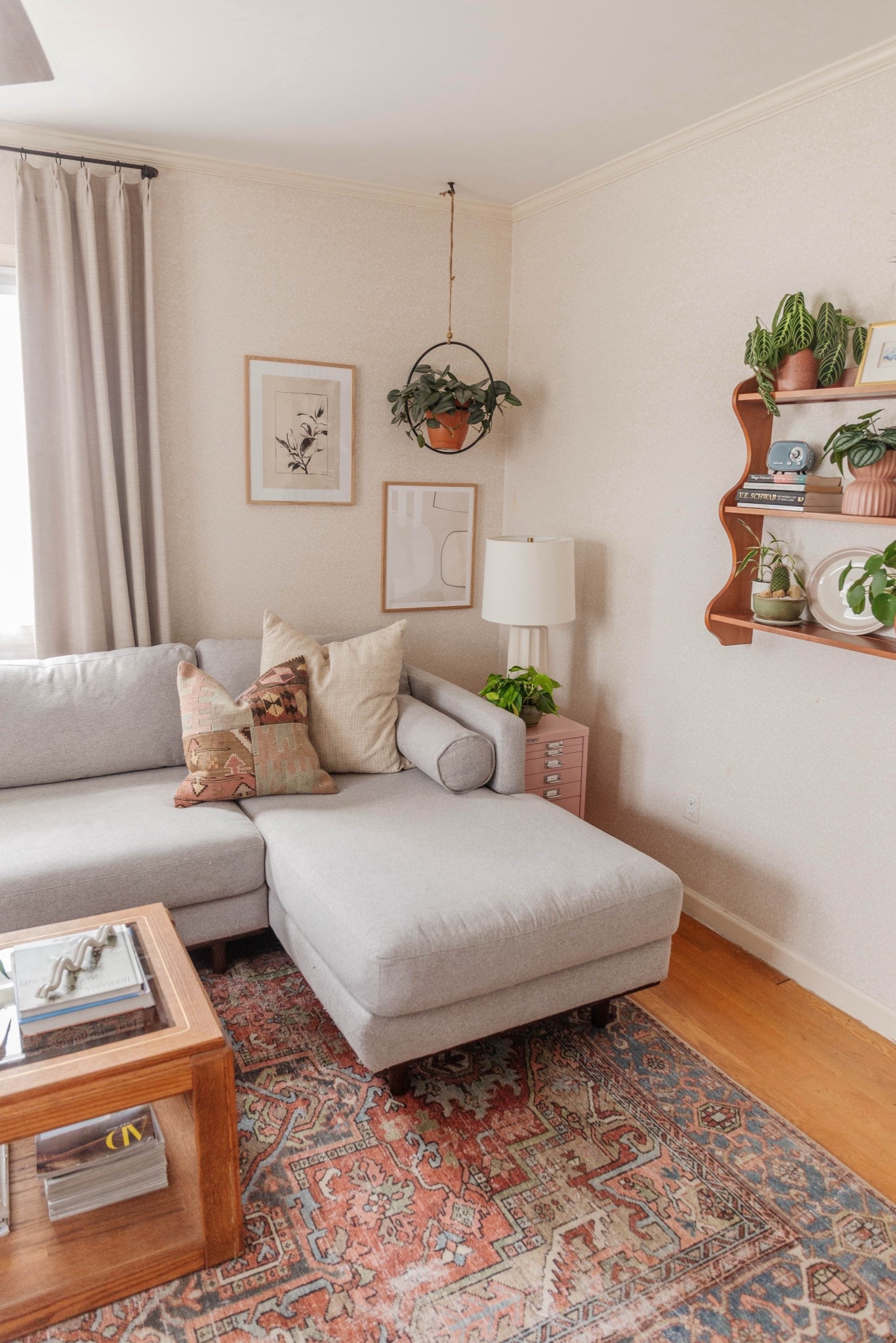 Might I suggest a pop of pink?! Linking some of my favorite blush-colored home décor accents here 💕

#LTKFindsUnder50 #LTKHome #LTKFindsUnder100