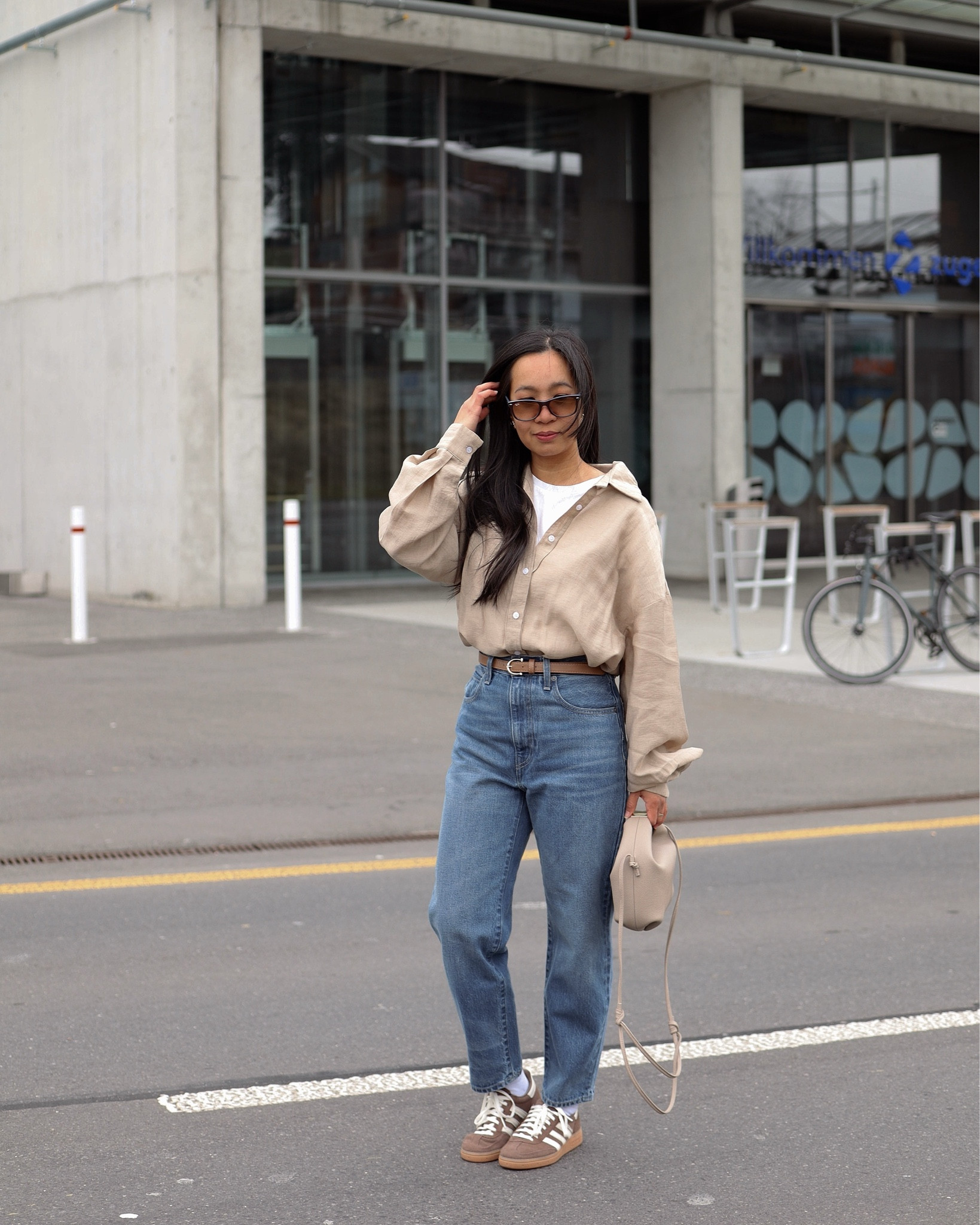 Brown and denim spring outfit

#LTKStyleTip #LTKPetite #LTKOver40