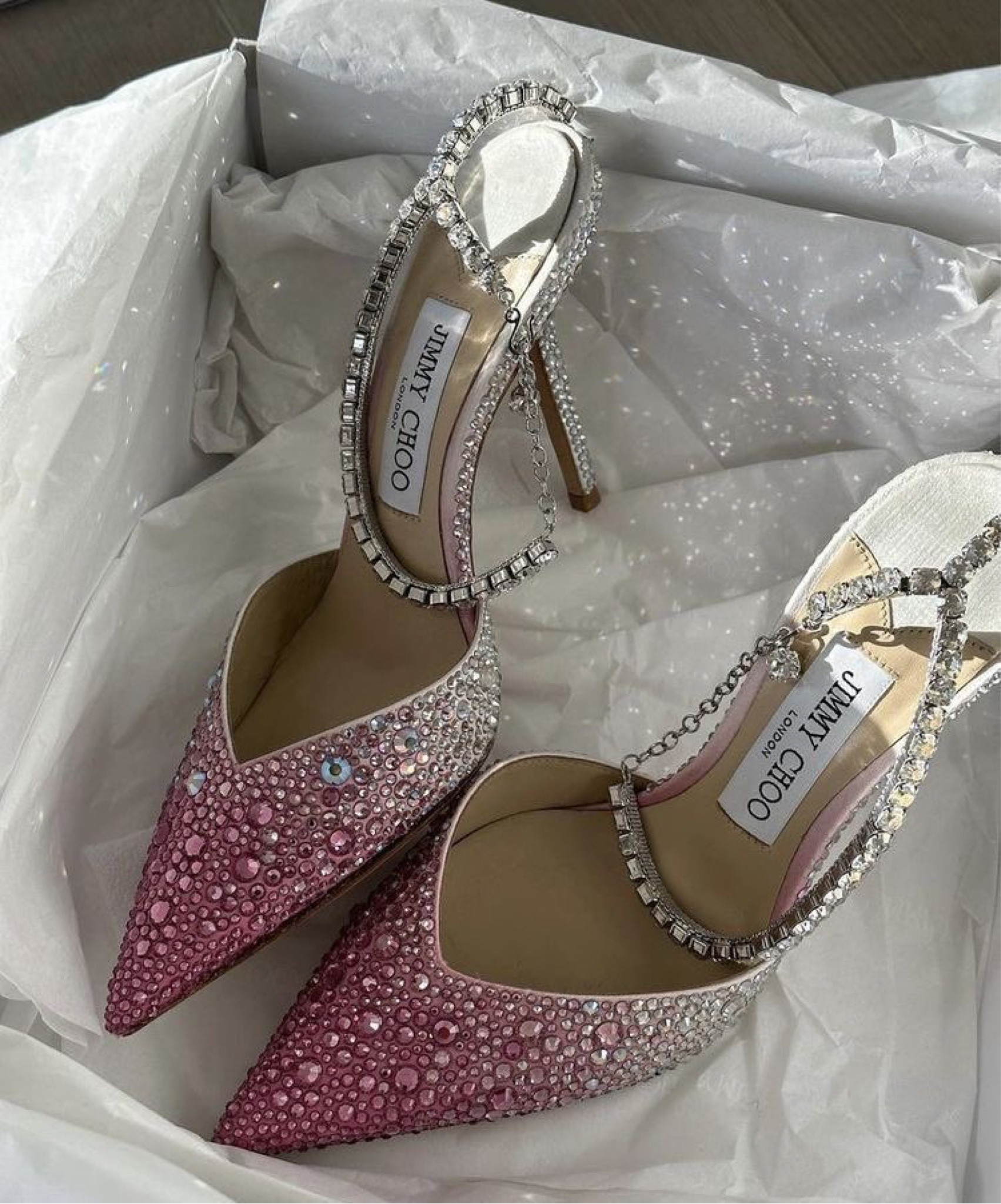 Pink 

#LTKSeasonal #LTKwedding #LTKhome