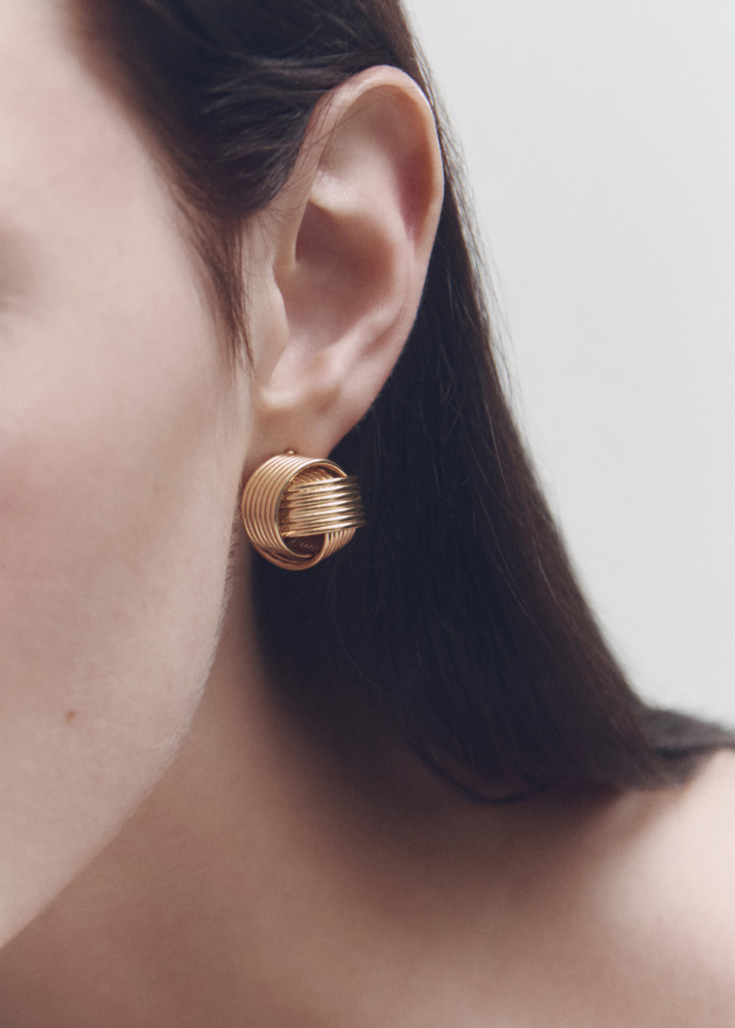 Interlocking circular earrings - Women | MANGO USA | Mango (US/MX/AU)