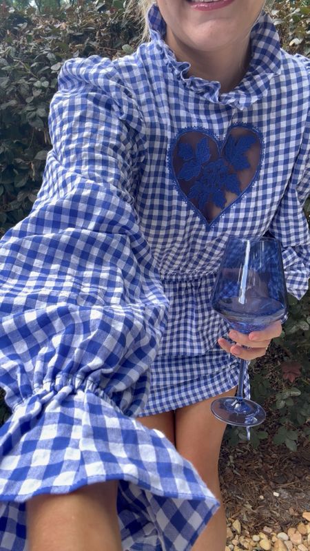 THE set of summer 💙🤍 I always love @shopktistinit for her ruffle collared pieces, but this gingham set takes the cake! Comment GINGHAM & I will send you a DM with the links to this set. 🥂#ad #kristinitpartner 


#LTKVideo #LTKSeasonal #LTKstyletip