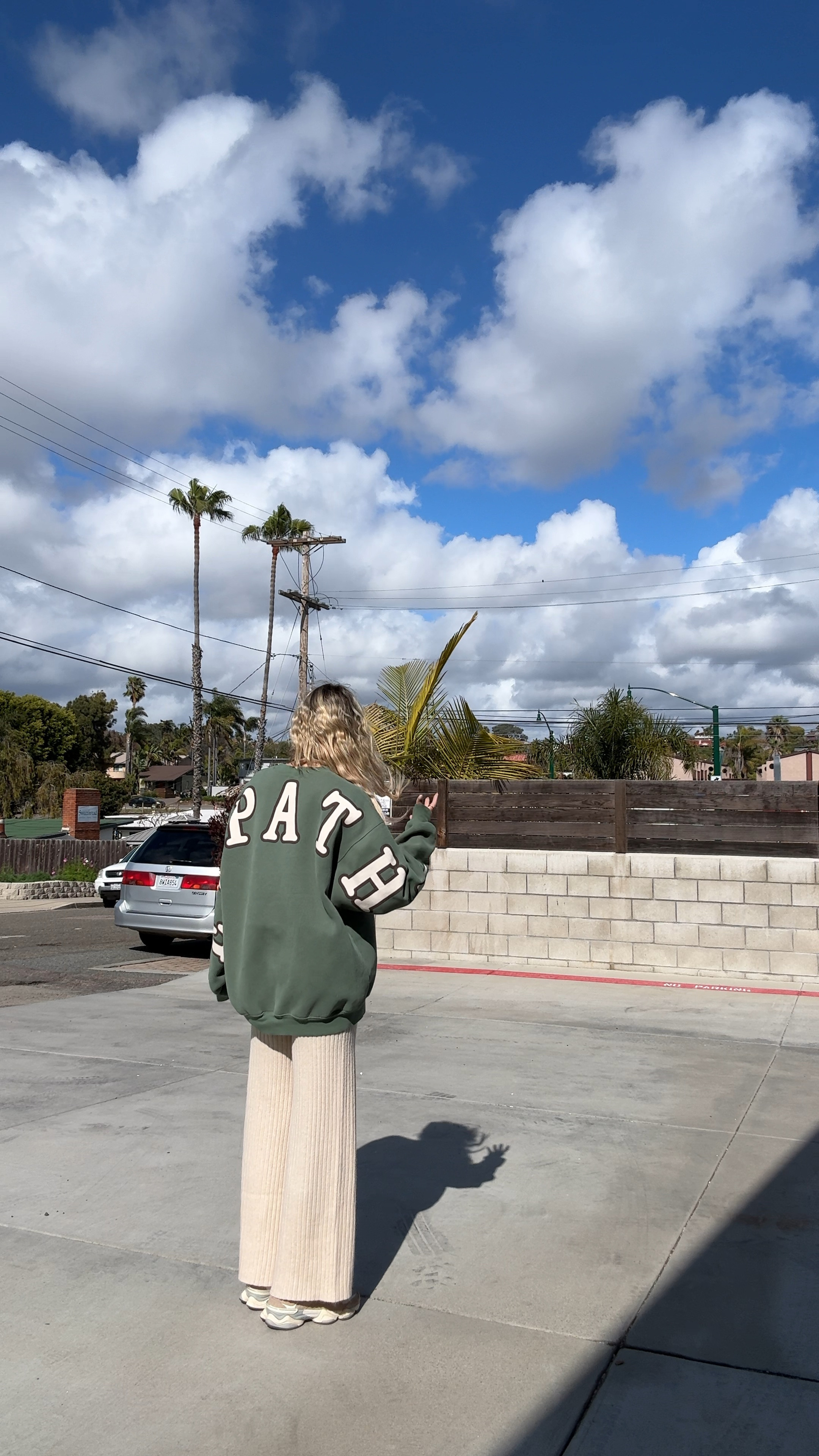 obsessed w this fit, so cozy, comfy but looks so put together !! top is XL and bottoms are 2 