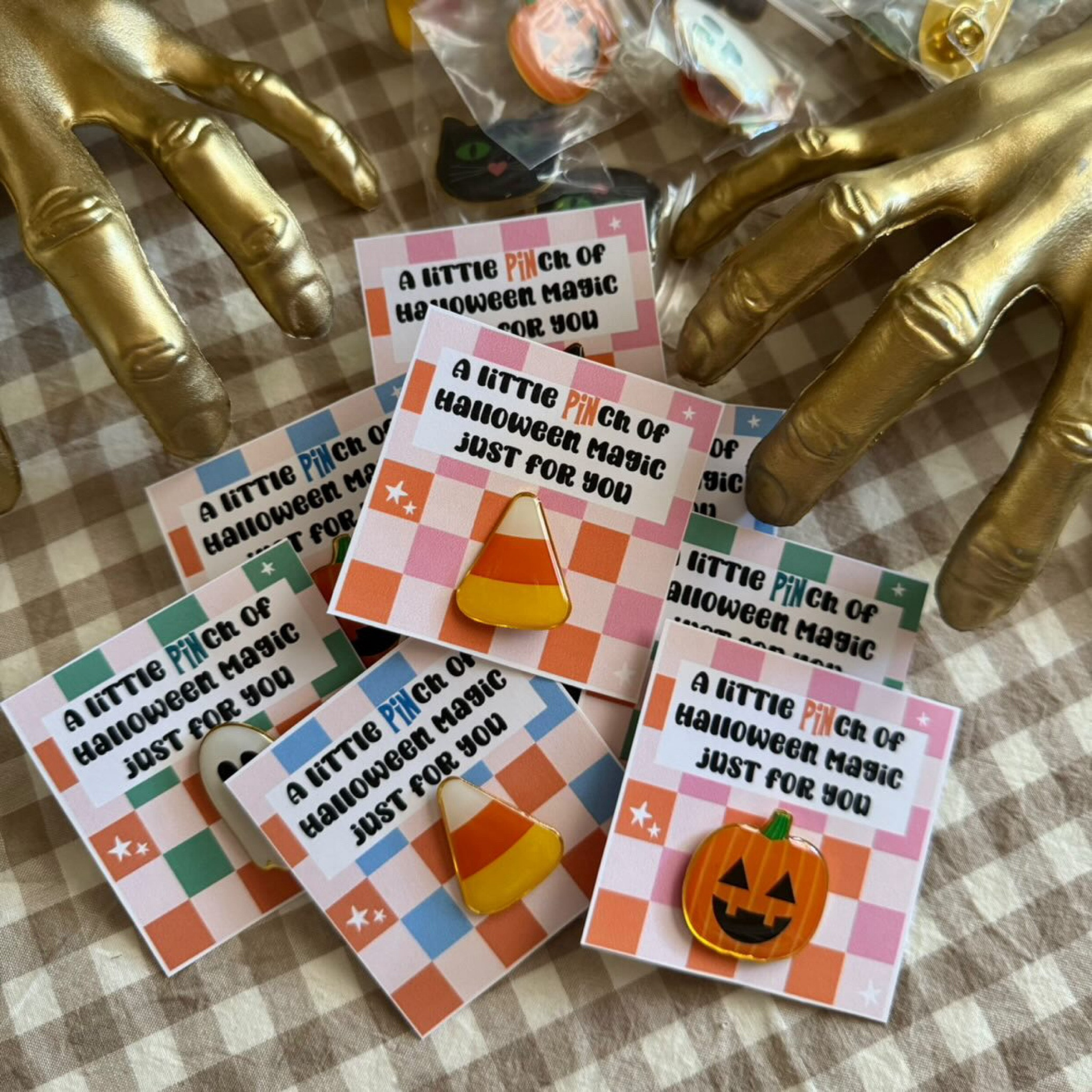 Obsessed with this little Halloween class idea that doesn’t involve candy 😍

Linked the ones used in the sample and then other fun ones!

#LTKHalloween #LTKKids #LTKSeasonal