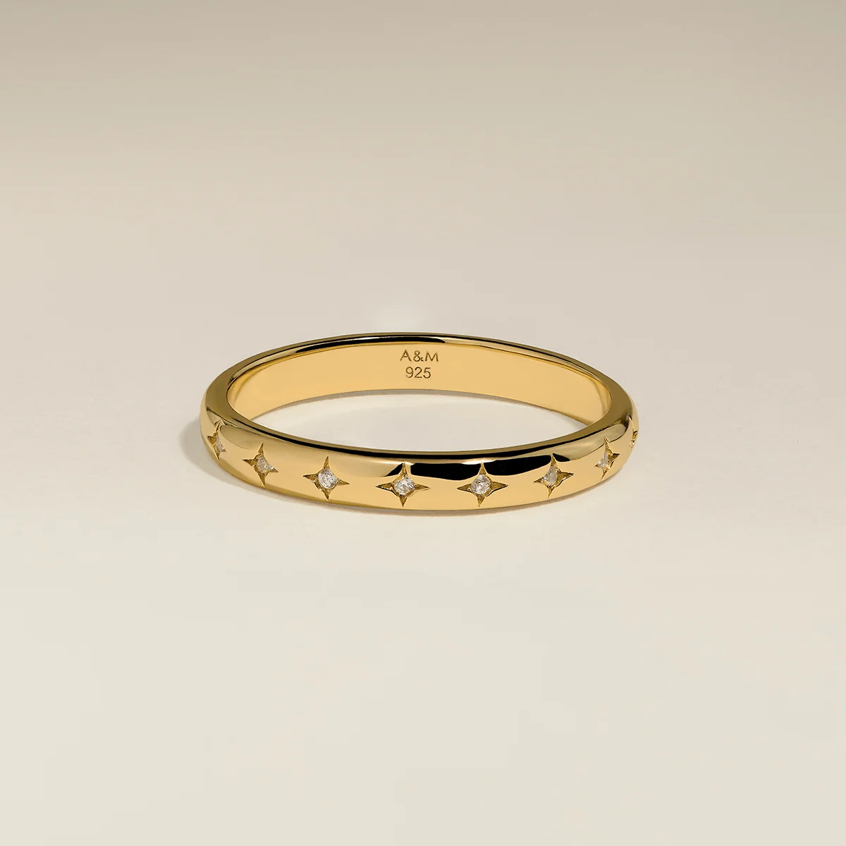 Cosmic Star Band Ring in Gold | Astrid & Miyu UK