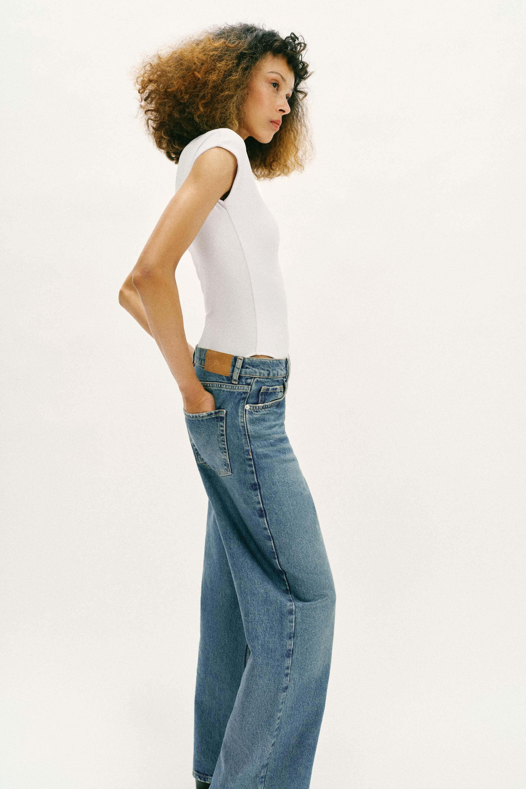 ROUND NECK BODYSUIT | Zara US