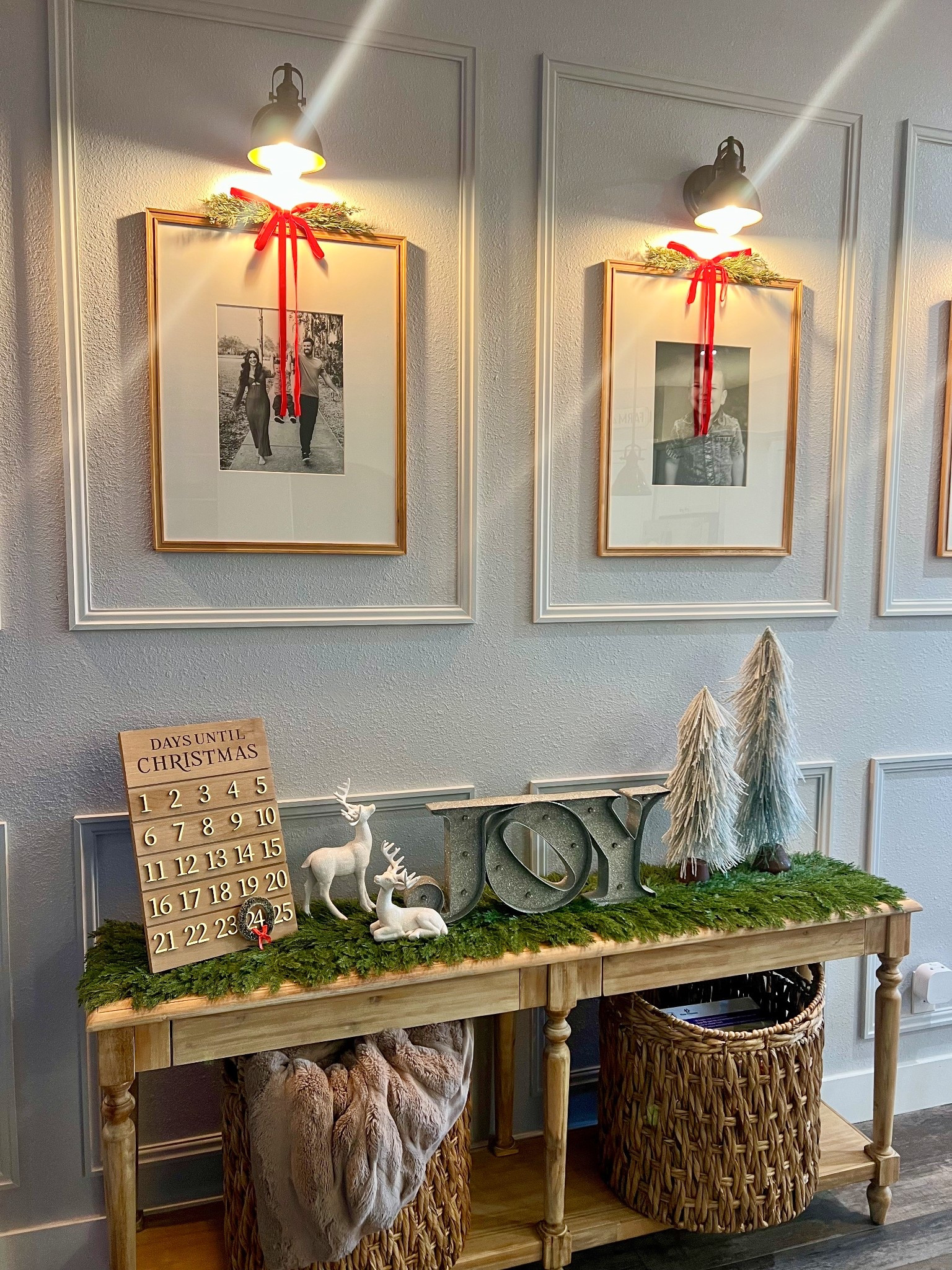 Simple and classic Christmas decor. Linked everything I could to remake this look! 




#LTKHome #LTKHoliday #LTKSeasonal