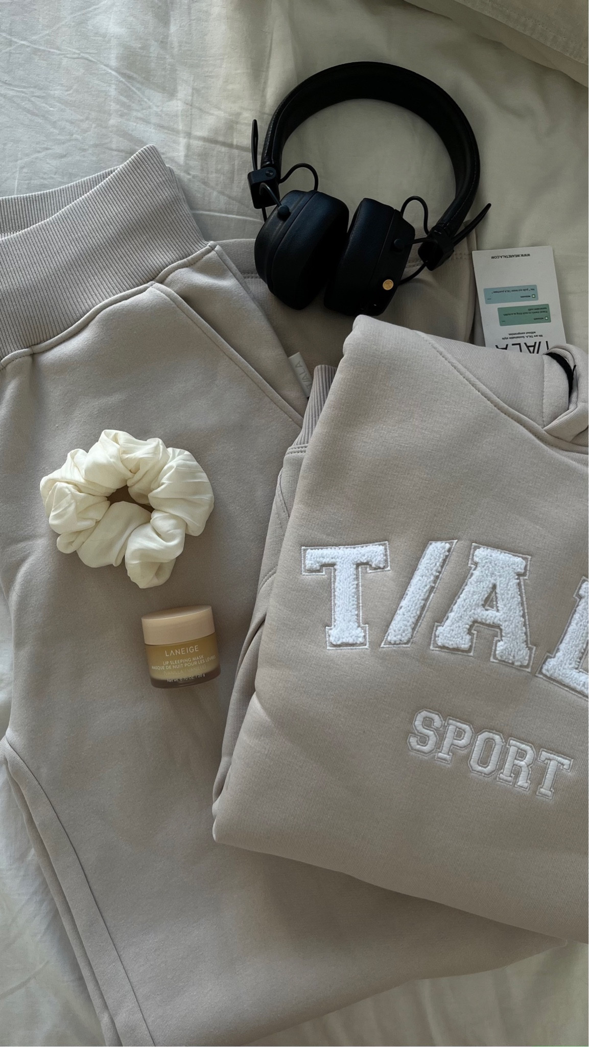 Home essentials for this Fall/Winter and Favorite loungewear set 🧸

#LTKhome #LTKeurope #LTKGiftGuide