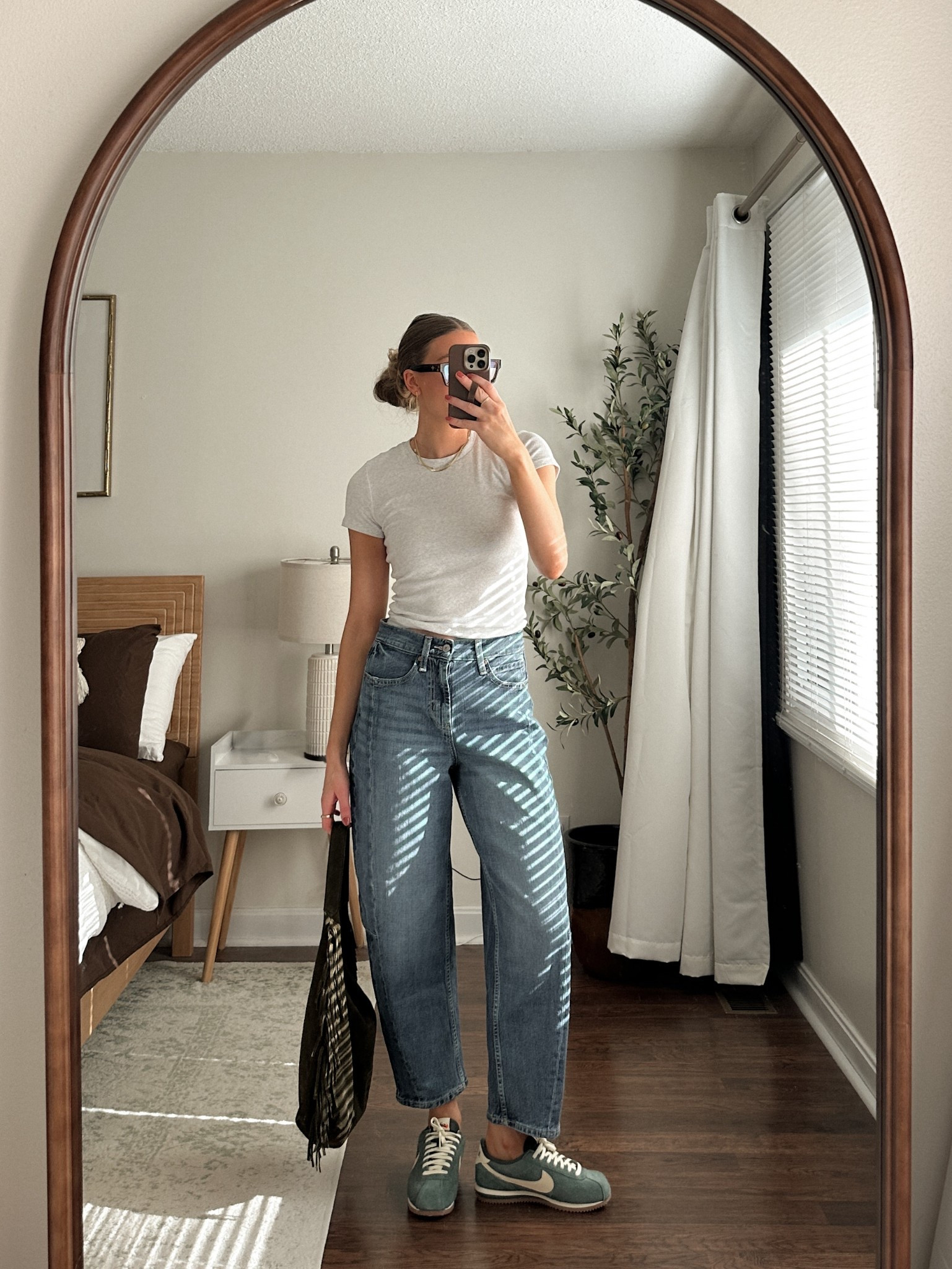 Simple fall outfit 🍂☕️ 

Top: small
Jeans: 0

#LTKShoeCrush #LTKSeasonal #LTKStyleTip