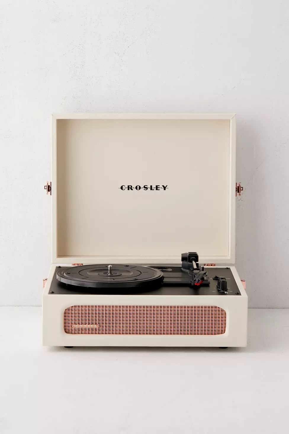 Crosley UO Exclusive Cream Rose Gold Voyager Bluetooth Record Player | Urban Outfitters (US and RoW)