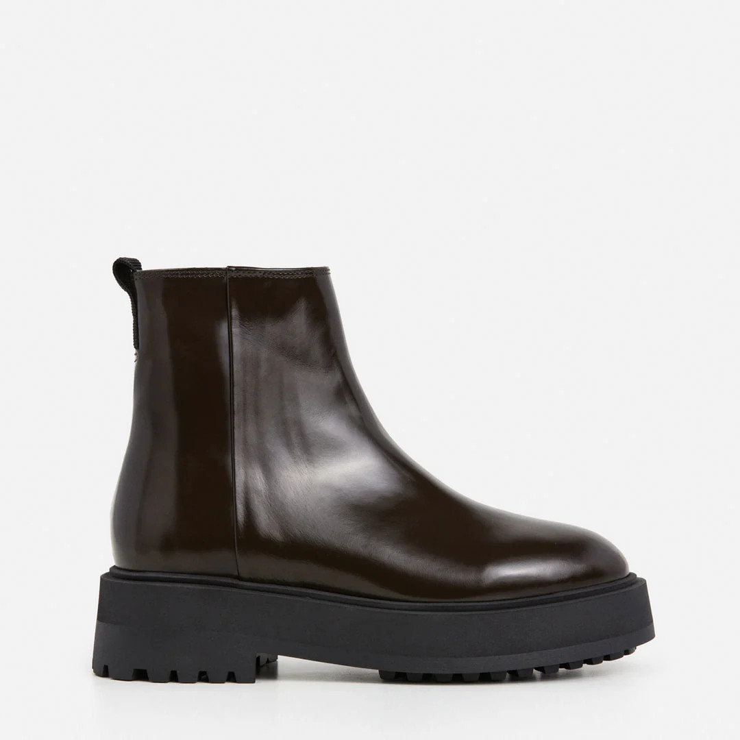 Aurora Leather Black Boot | Flattered