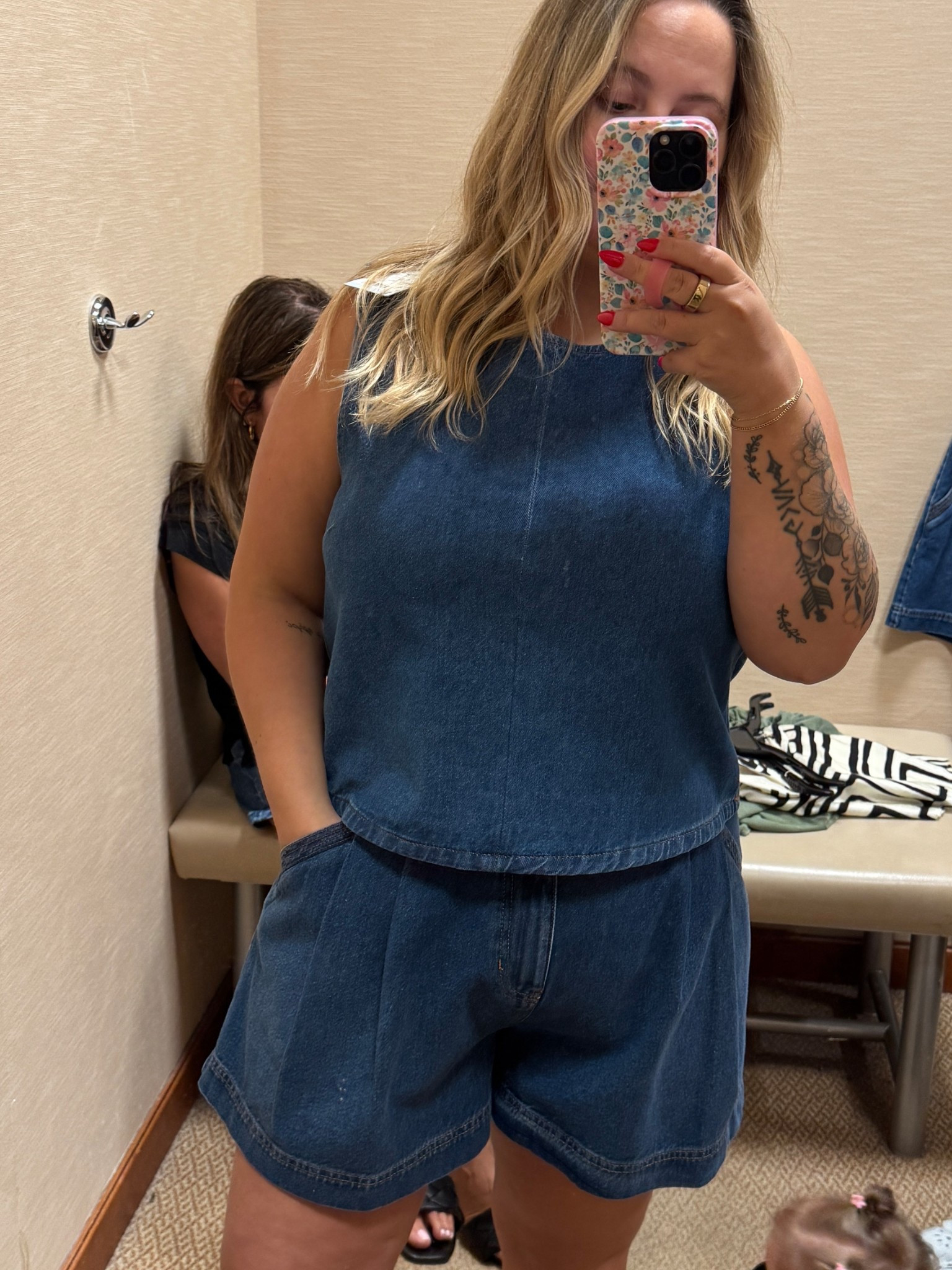 Denim on denim but make it effortless 🤌🏼 This matching set is such an easy throw‑on and go vibe for summer. Linked it on my LTK for you! 💙✨ #LTKstyletip #LTKfinds #OOTD #denimset

#LTKStyleTip #LTKMidsize #LTKBeauty