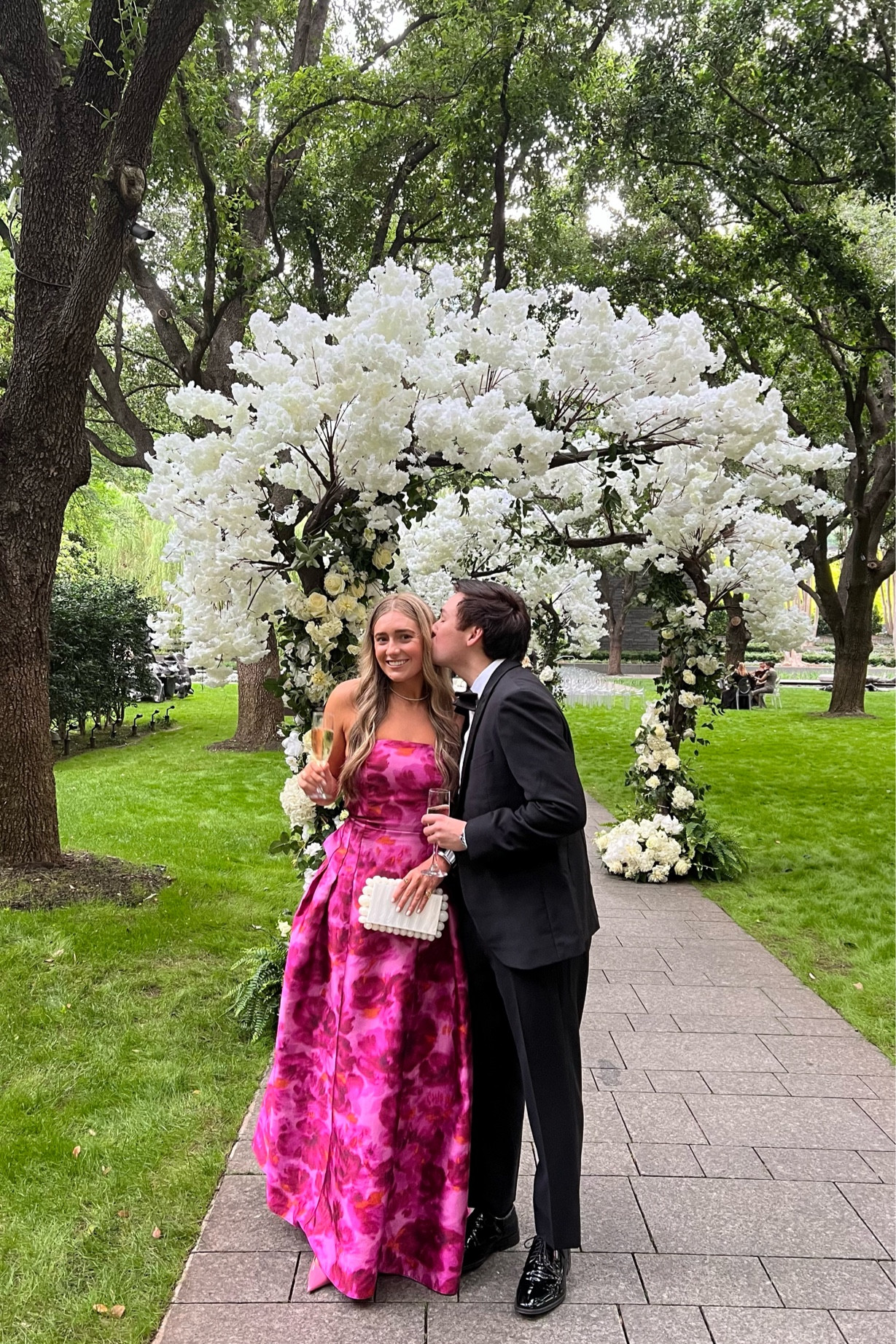 Wedding guest dress 

Black tie wedding, Sachin & Babi, ball gown, pink gown, floral gown, pink dress, pink long dress, pink formal dress

#LTKParties #LTKWedding #LTKItBag