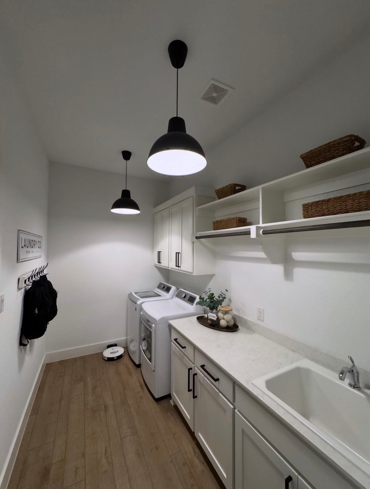 laundry room vibes/decor
.
.
#laundry #laundryroom #ikea #neutrlhome #neutralhomedecor #laundrysink #amazon #target #blackandwhitedecor #laundryroomdecor #homedecor #home 

#LTKFamily 

#LTKHome #LTKSaleAlert #LTKmomlife