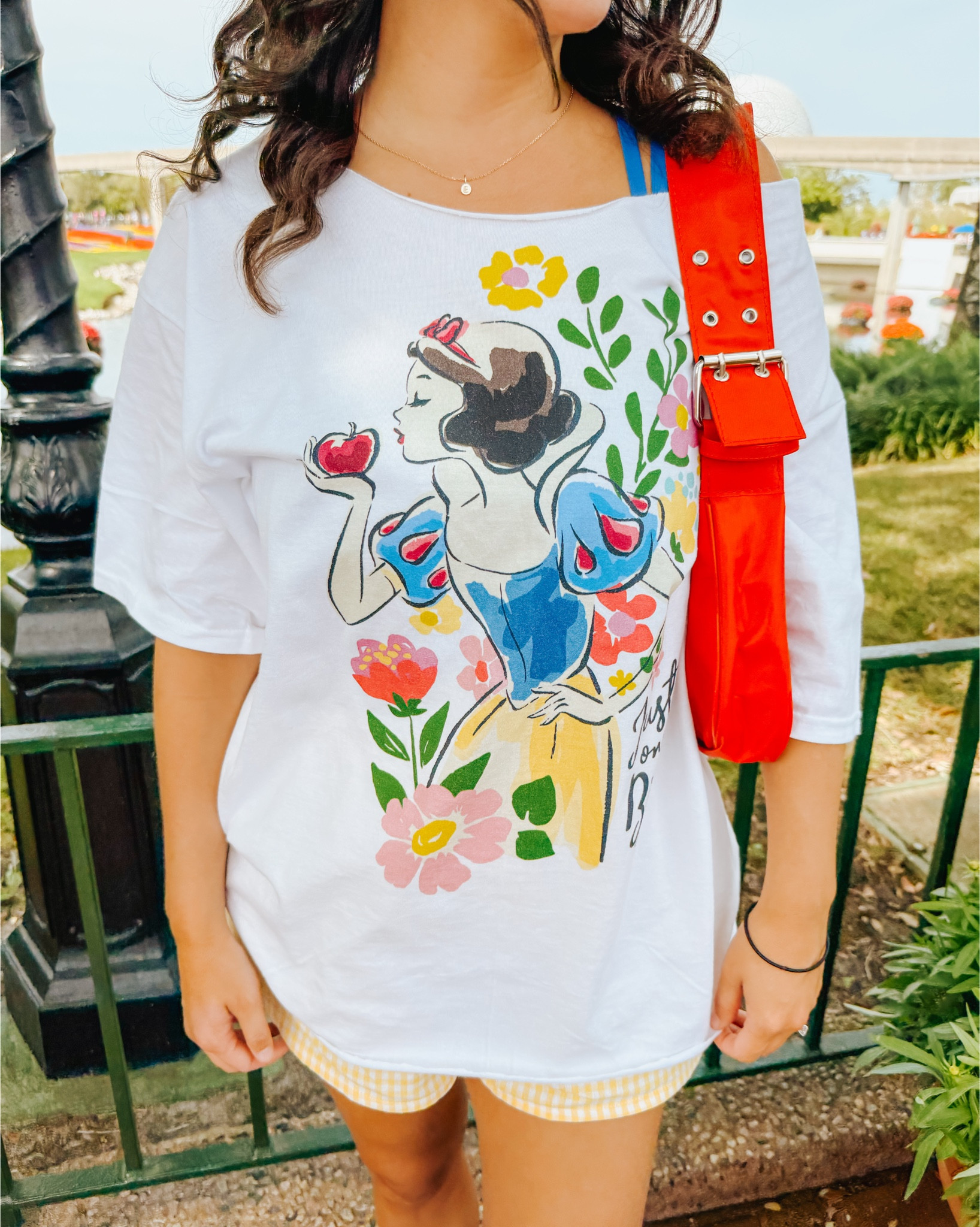 Disney tshirt styled with boxer shorts 💛 
