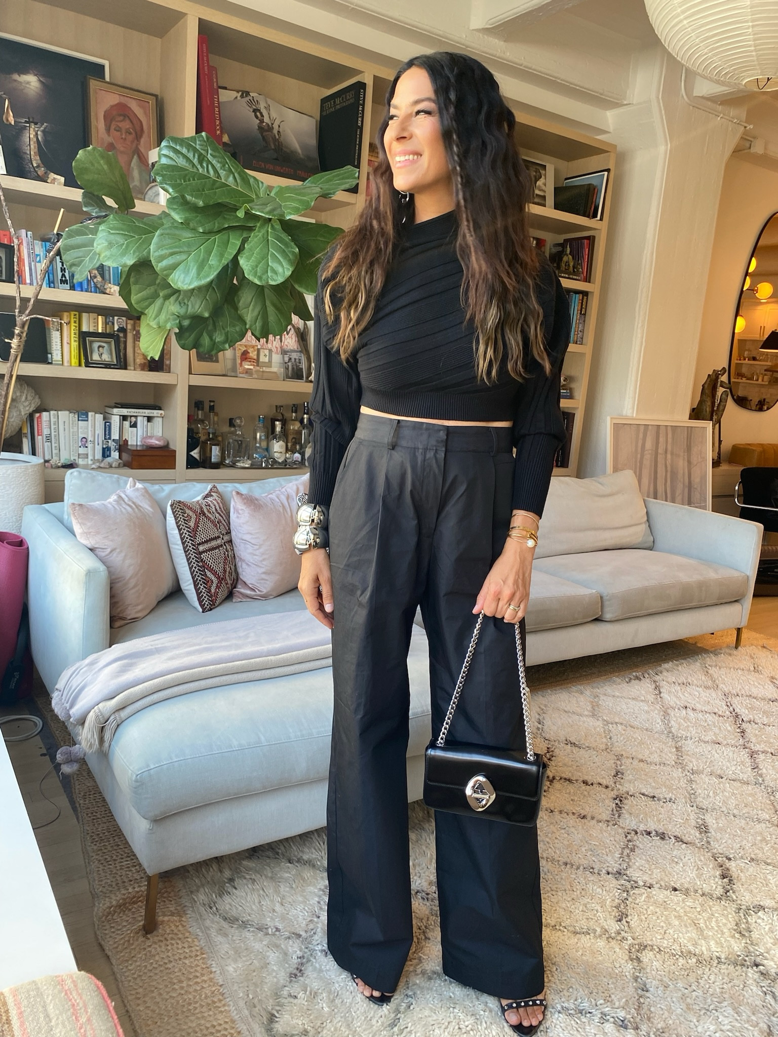 Out & about 🚕✨🎬

#LTKStyleTip #LTKSeasonal