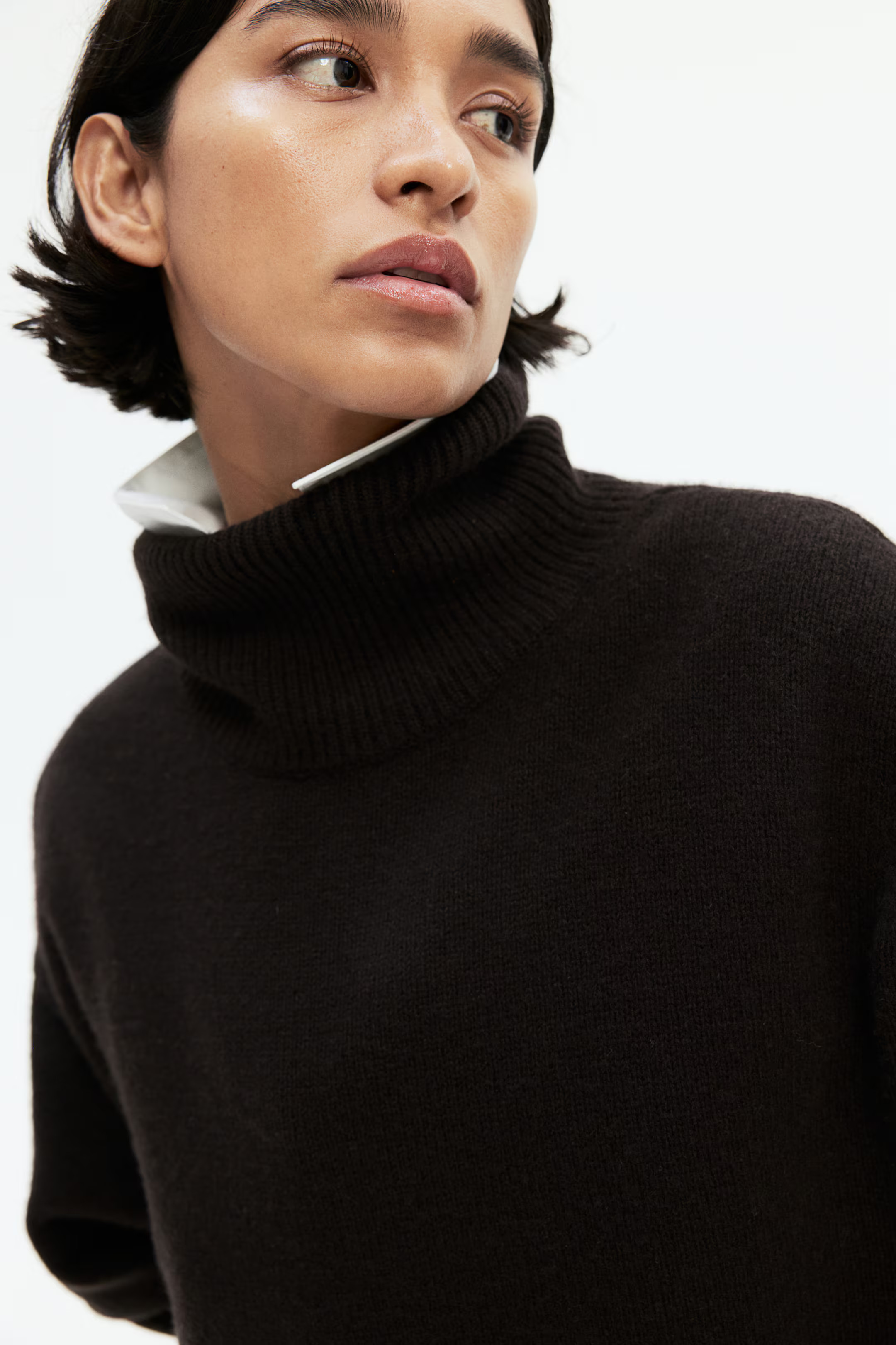 Cashmere-blend polo-neck jumper | H&M (UK, MY, IN, SG, PH, TW, HK)