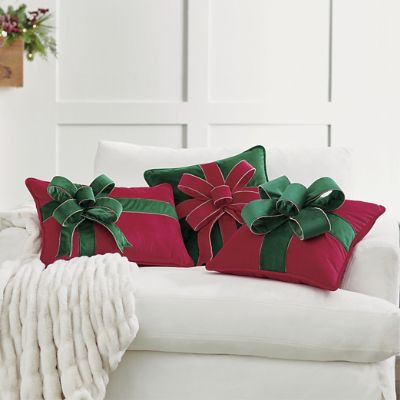 Christmas Bow Pillow | Grandin Road