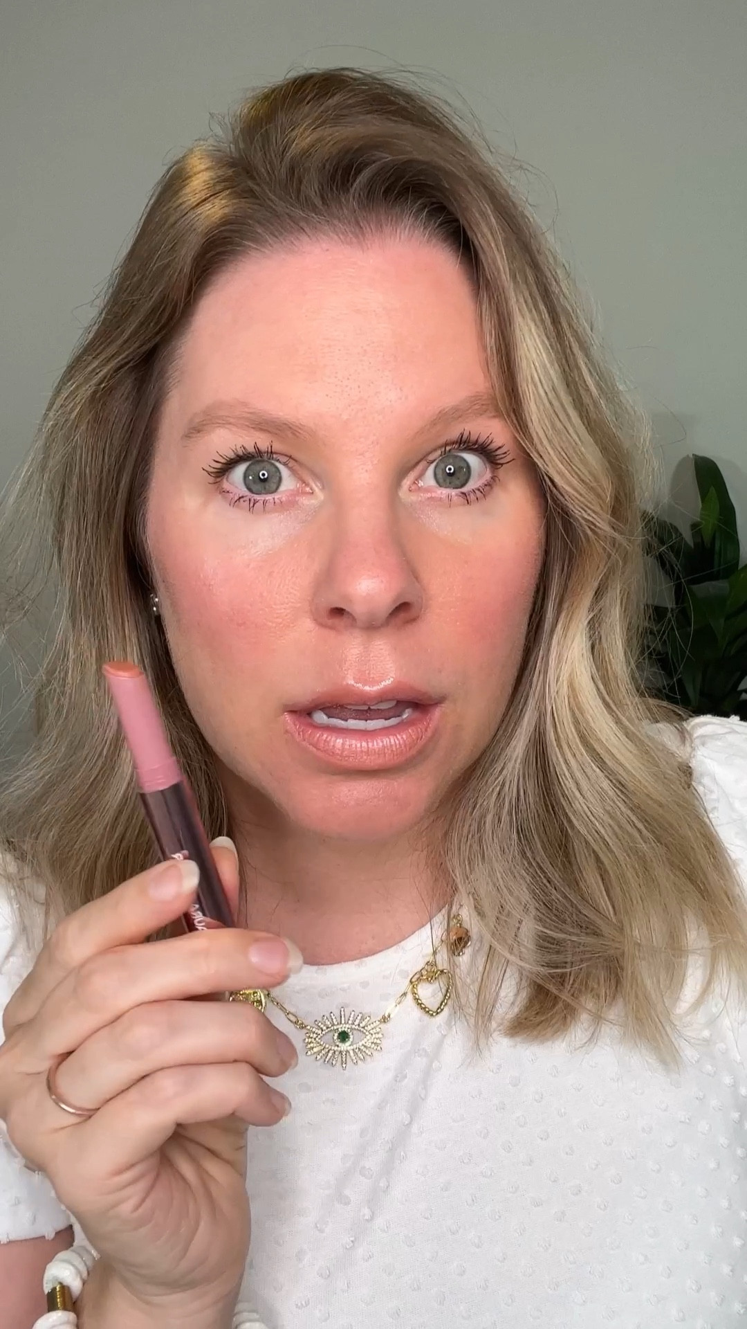 Is your nude lipstick a little too nude? Don’t throw it out, try this!

I love a good nude lip, but sometimes it can just be way too nude! Here are two ways that you can still rock your nude lipstick, without looking like concealer mouth.

Give it a try and follow for more easy and everyday makeup!

Lip products used: I’ll link them in stories and LTK
@lauramercier high vibe lip shade joy
@thebkbeauty lipstick in shade kindness 
@charlottetilbury lipliner in shade pillow talk

#nudelipstick #nudelipcolor #everydaymakeup #makeupformatureskin 

#LTKunder50 #LTKbeauty #LTKFind