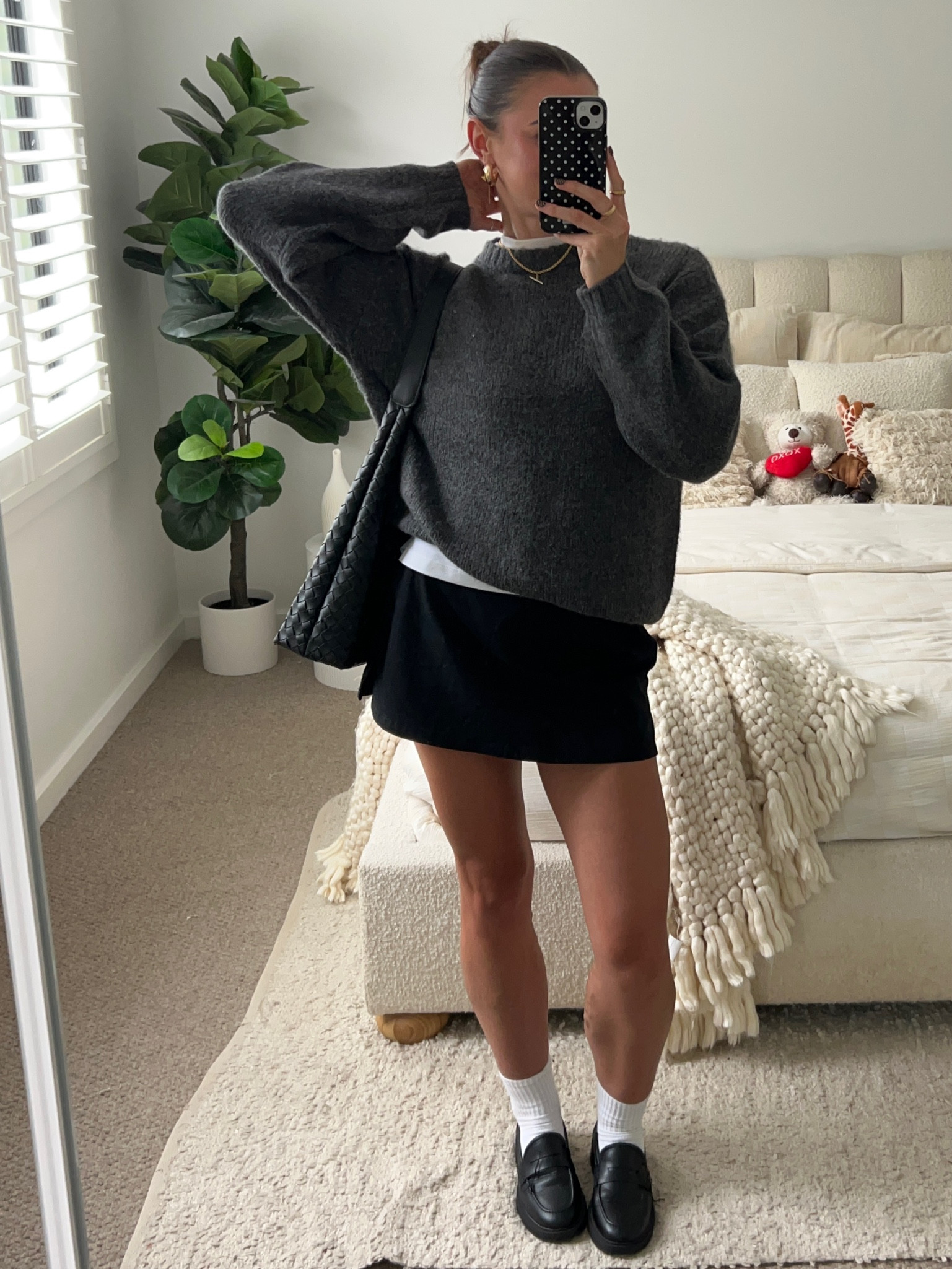 - Peta & Jain ‘WEAVE bag’ (code:MARLEE20)
- betts ‘VINO vegan square toe shoe’