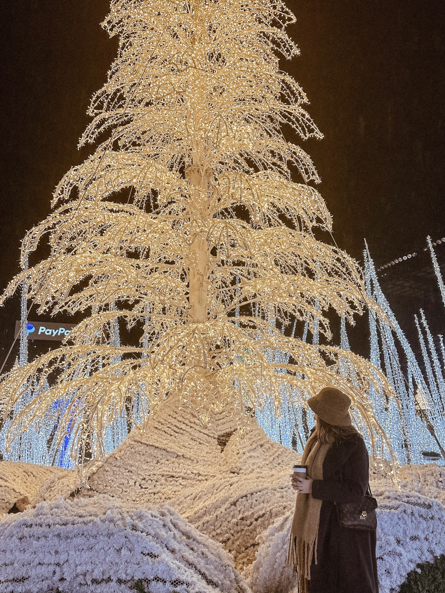 Tis the season for sparkle ✨ 

#hallmark #enchant #winter #christmas #lights #christmasmarket #Holiday 

#LTKfit #LTKSeasonal #LTKHoliday