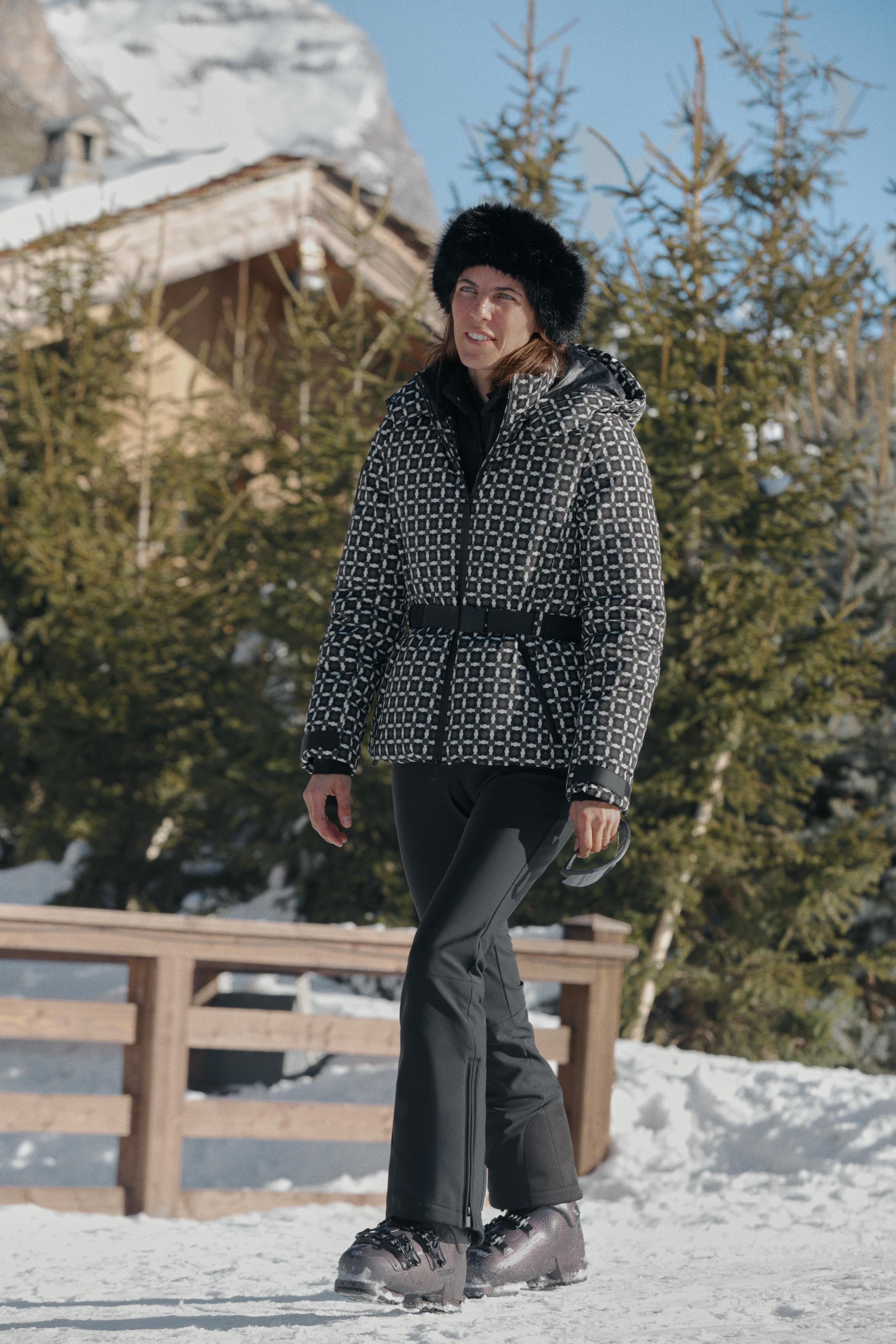 HOODED WATER-RESISTANT WINDPROOF DOWN JACKET RECCO® TECHNOLOGY SKI COLLECTION | Zara UK