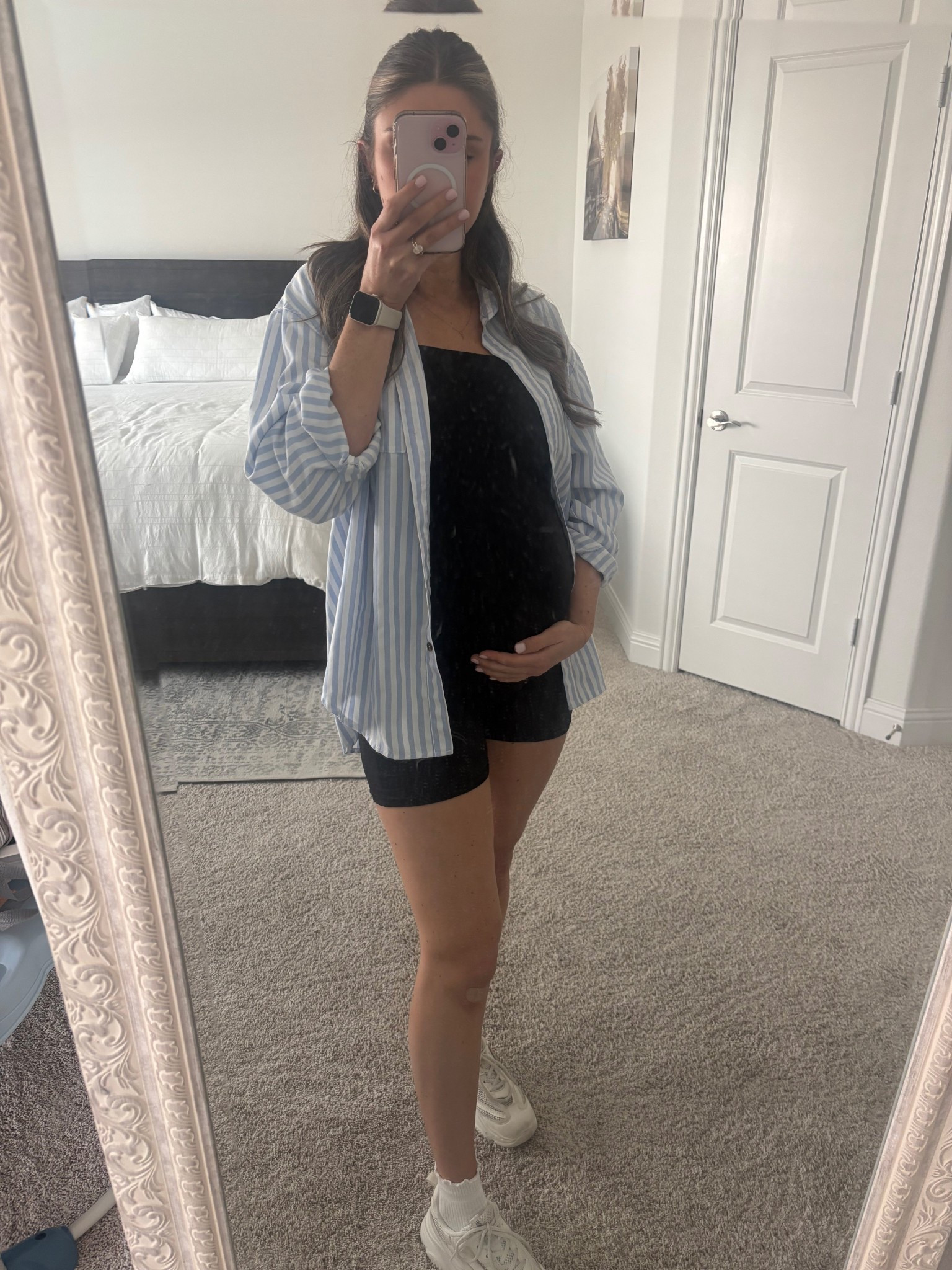Casual Maternity Outfit 

#LTKActive #LTKFindsUnder50 #LTKBump