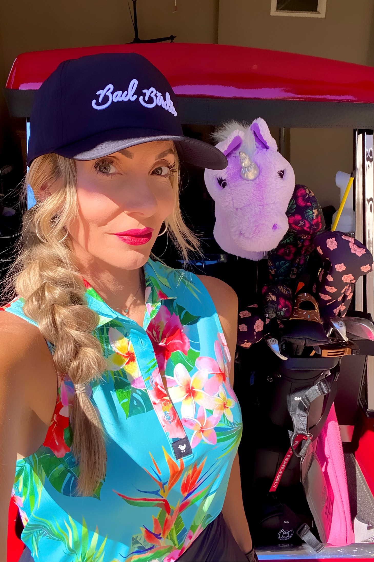 Golf attire, flower polo, black hat. Outfit from Bad Birdie.
Polo-XS runs big
Hat- SML 
#golf

#LTKActive #LTKFitness #LTKFindsUnder50