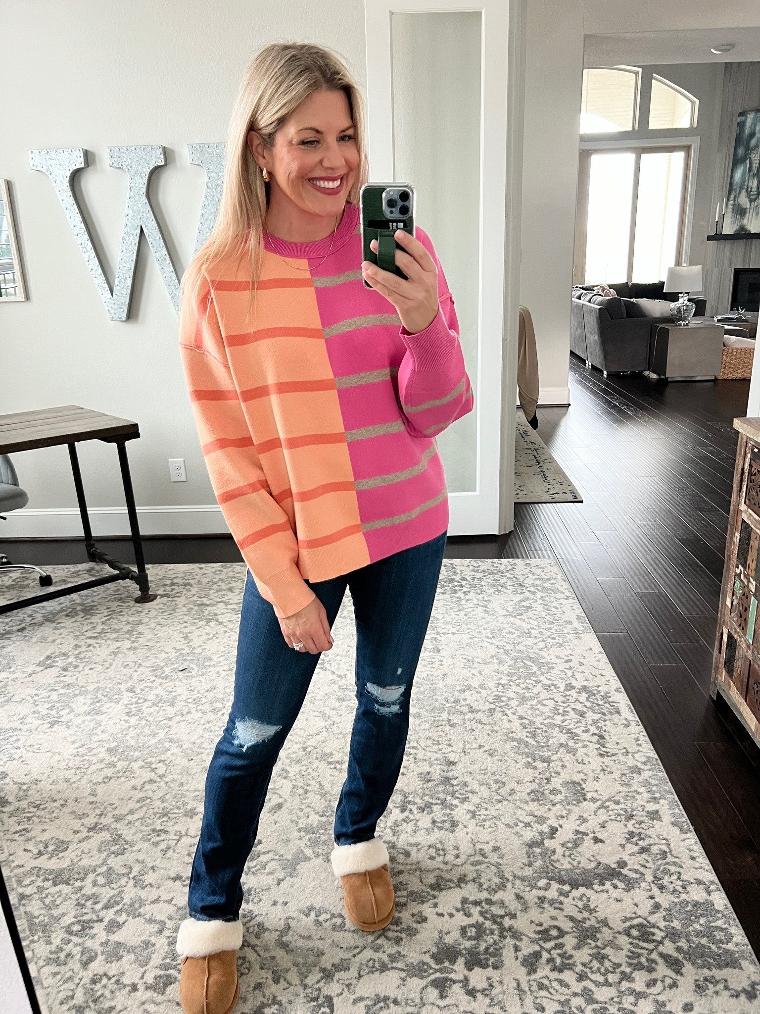 Casual Everyday Look


Casual  outfit  outfit guide  blogger  lifestyle  casual fashion outfit for her  style tip  fashion inspo  pink sweater  jeans  slippers 

#LTKover40 #LTKstyletip