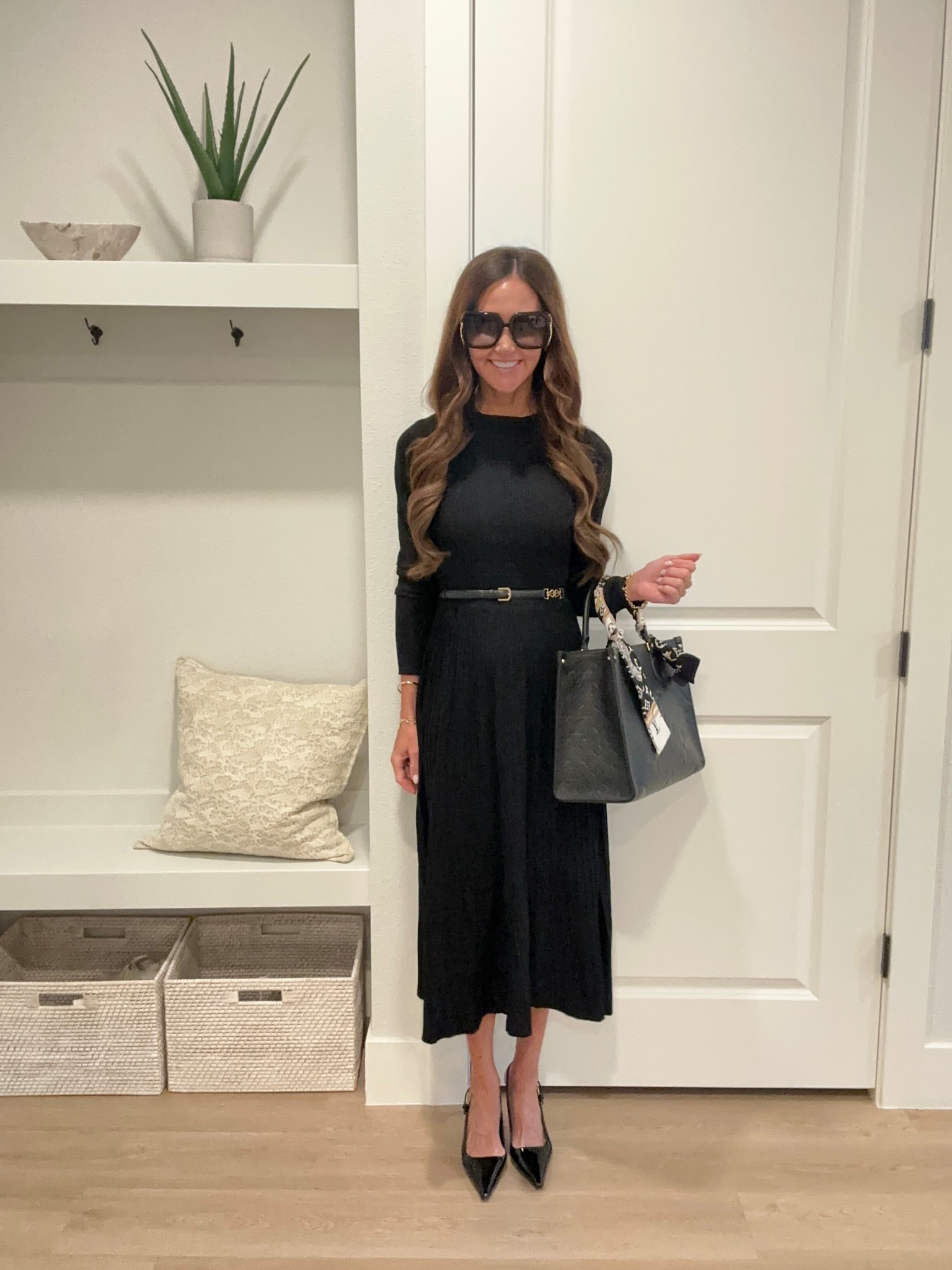 Wearing small in dress 🖤

#LTKWorkwear #LTKOver40 #LTKHoliday