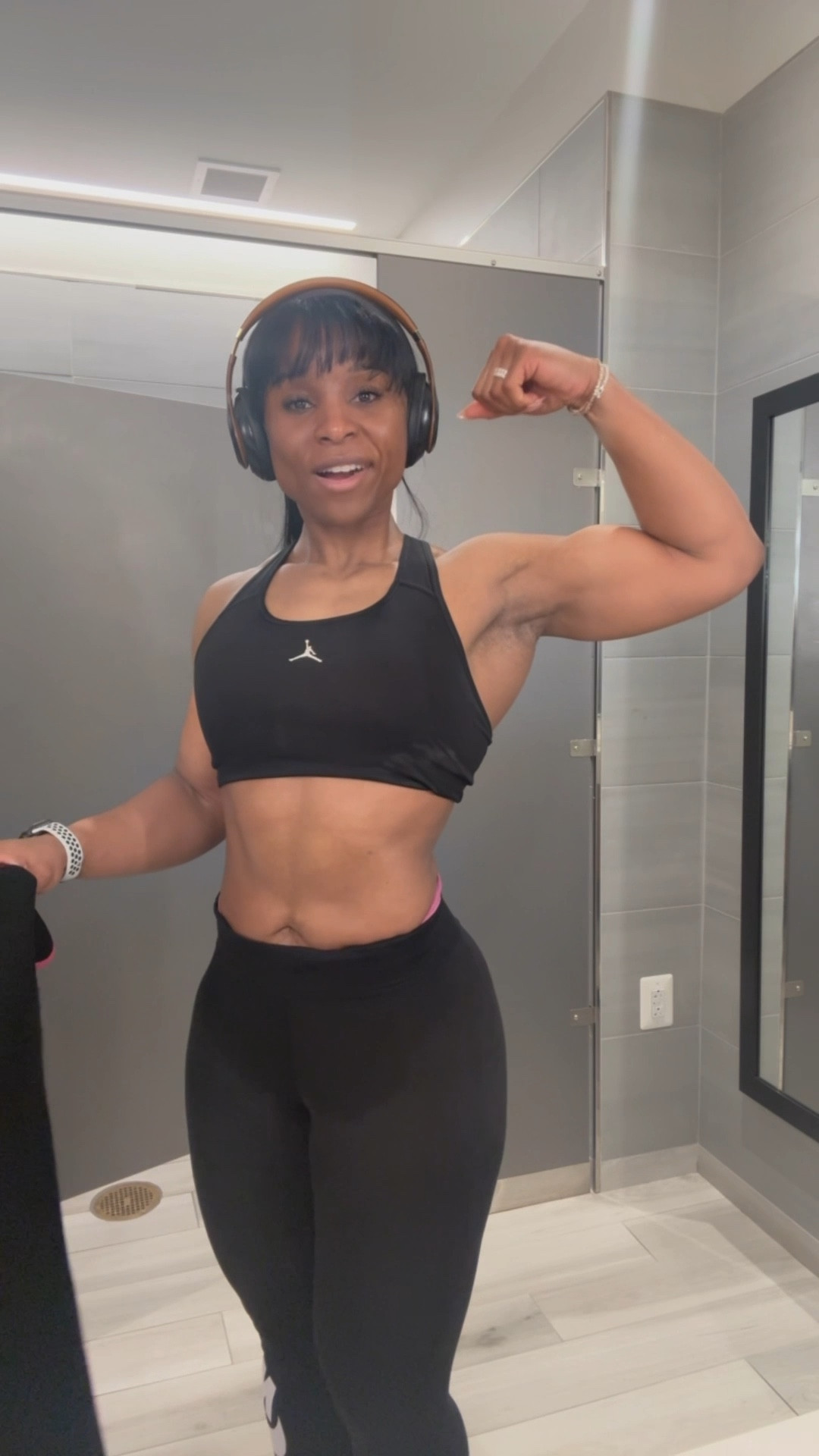 Getting that summer time snatch 

#LTKFindsUnder50 #LTKActive #LTKU