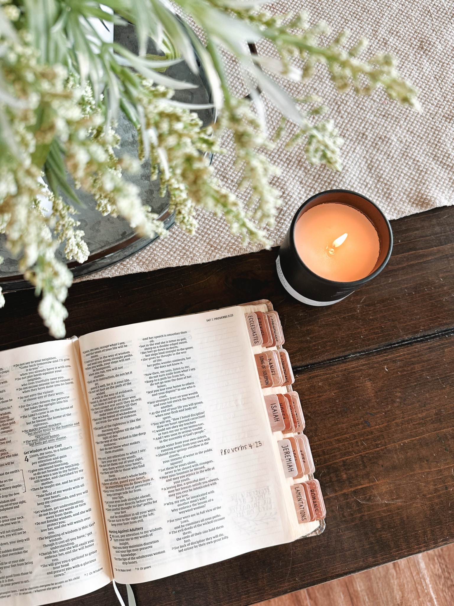 When the candle smells like luxury & it’s made with safe non-toxic ingredients….. 🕯️🤌🏼 This is NO. 1882 Manhattans in Manhattan by @areangisny. As notes of dark cherry, bergamot zest, sandalwood, & amber fill the air, if I close my eyes, my mind may just simply drift away thinking I’m unwinding at a high-end speakeasy. 

#LTKHome #LTKMostLoved #LTKFindsUnder50