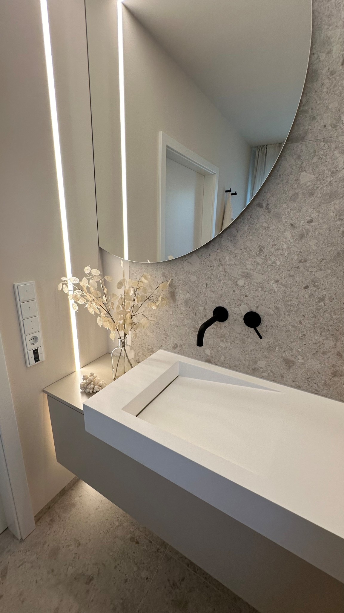 Verlinke euch hier alles, was ihr für diesen tollen LED-Lichtstreifen benötigt. 🤍

#LTKdeutschland #LTKstyletip #LTKhome