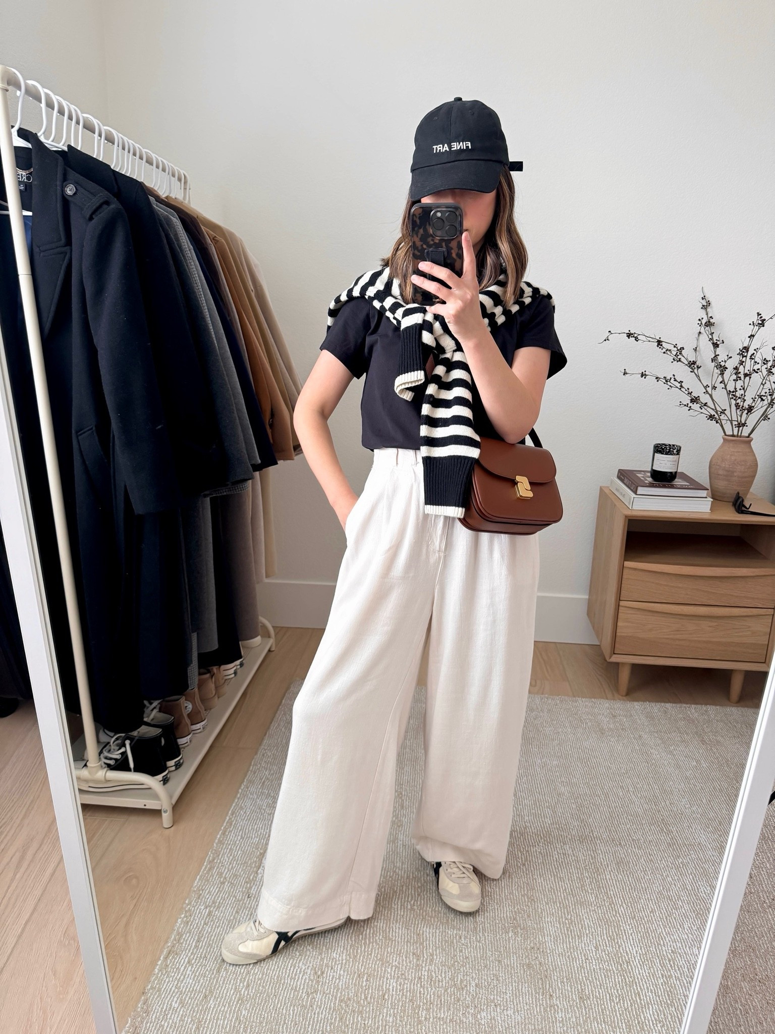 Classic spring outfit. 

Everlane tee medium. Sized up 2 sizes
Z Supply trousers xs. New version runs small, so size up.
Onitsuka Tiger sneakers 4 mens. Run big
Soeur Bag mini
Everlane sweater xs
Fine Art hat (old)

Petite style, spring style, spring outfits

#LTKootd #LTKPetite #LTKTravel