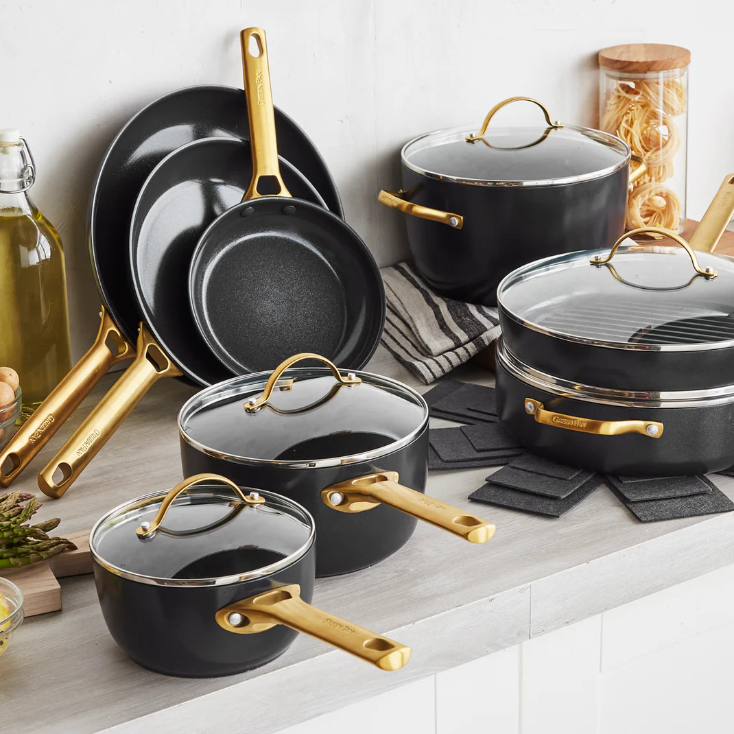 Reserve Ceramic Nonstick 13-Piece Cookware Set | Black | GreenPan