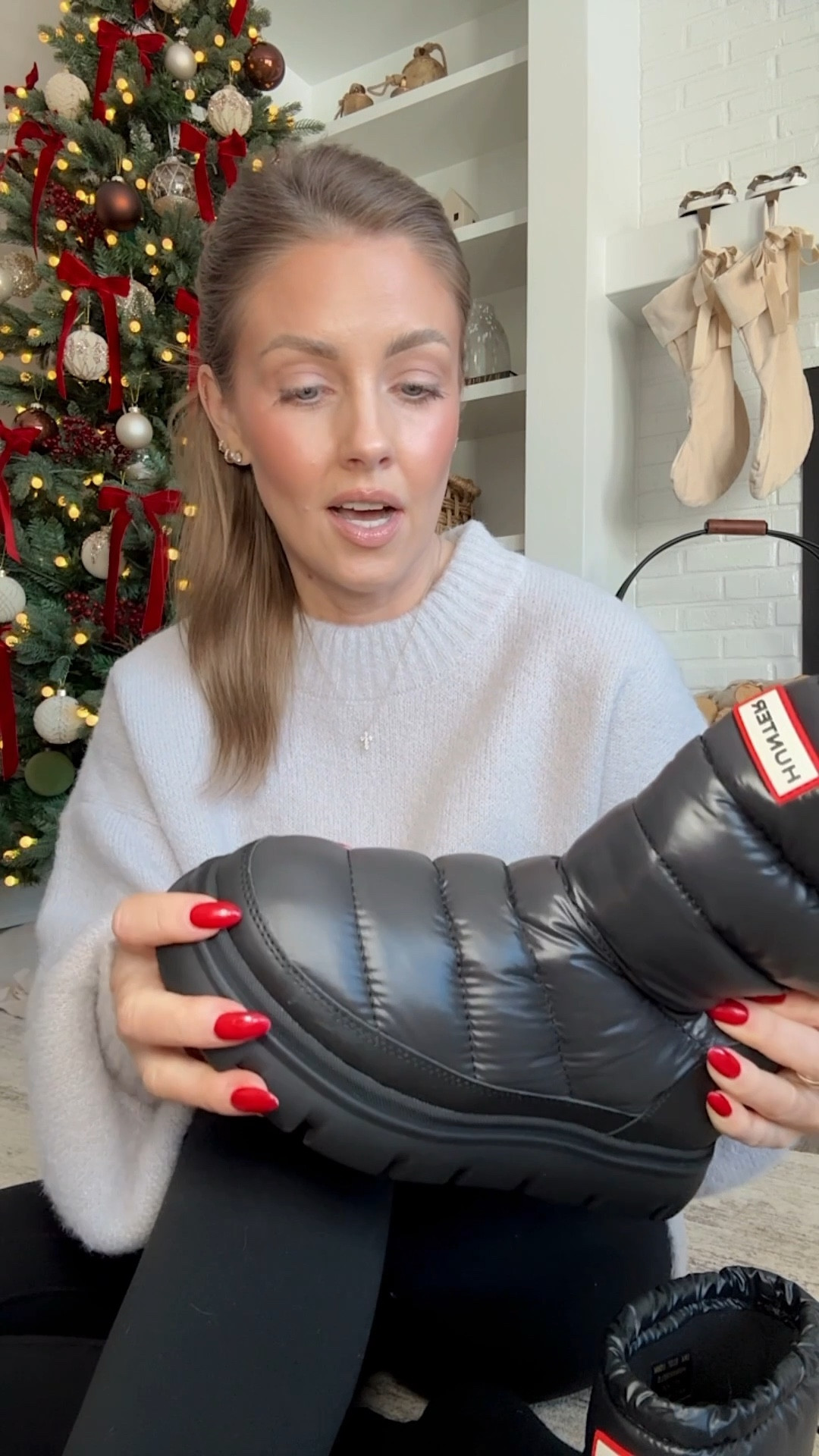 XS Walmart sweater / XS Amazon leggings / Snow boots run true to size and I can’t recommend them enough!! ☃️

#LTKootd #LTKPetite #LTKHoliday