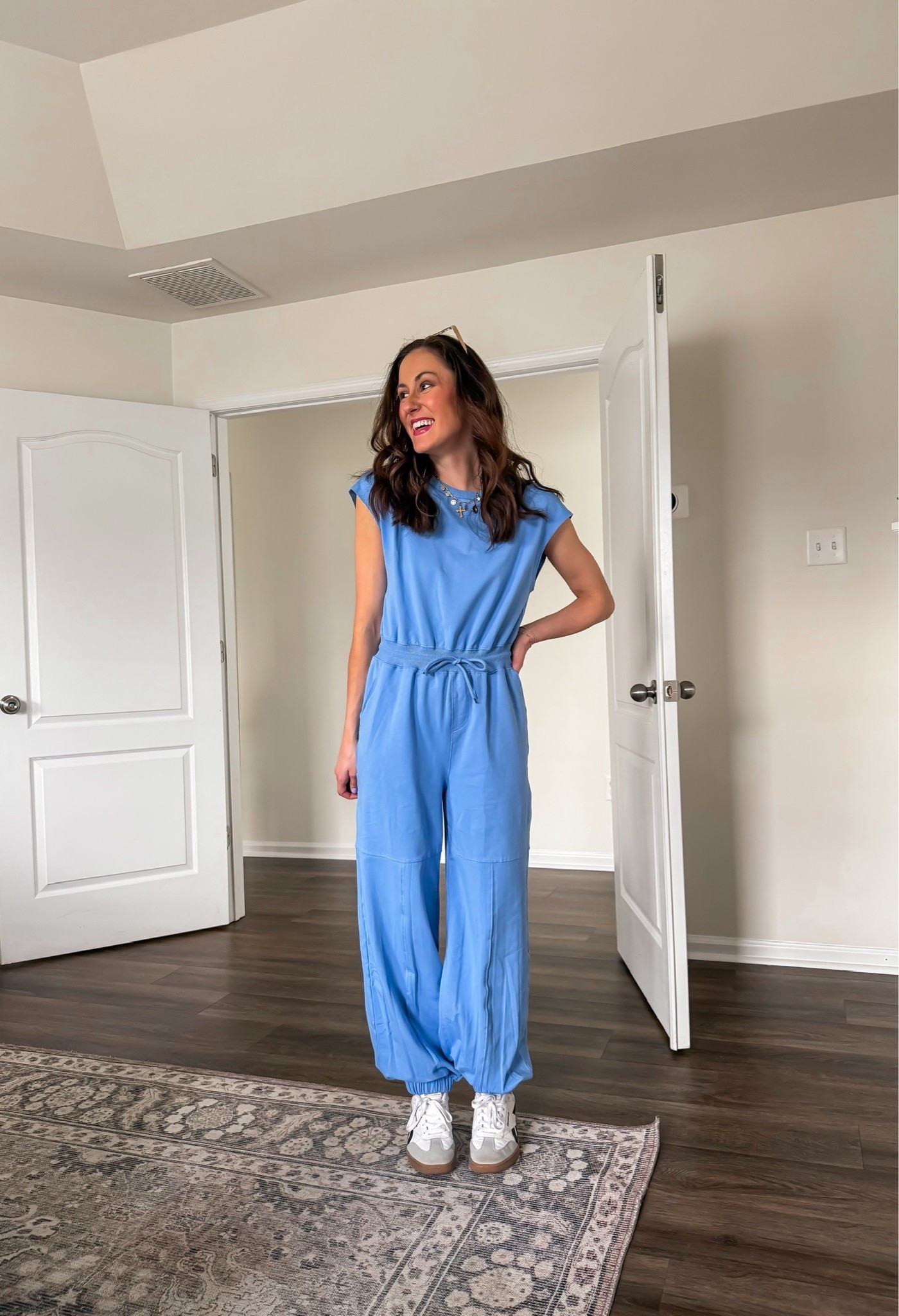 Matching set from Amazon with jogger pants 💙

#LTKootd #LTKSeasonal