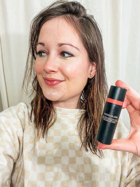 Blush and lip stick that scores a 2/3 on the earth wellness group sounds cleaner to me! Love the color. Wearing the “dewy” style and it’s not too shiny or Dewey at all!



#LTKbeauty #LTKunder50 #LTKFind