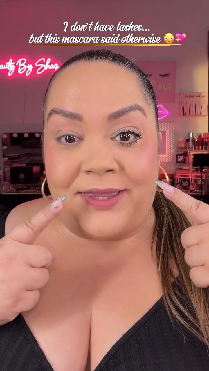 I’m 46 with super tiny lashes… like barely there 😅 so trust me when I say I am NOT the easiest person to impress when it comes to mascara.

But this one from @rarebeauty actually grabs every little lash, lifts, separates, and gives me volume without clumping or making my lashes feel heavy.

✨ Castor oil helps condition lashes so they stay soft and flexible
✨ Lightweight wax blend holds curl without stiffness or flaking
✨ Curved brush catches even the smallest lashes for real definition

If you’ve ever felt like mascara just doesn’t work for your lashes… THIS is the one that changed it for me 👀

#over40beauty #shortlashes #rarebeauty #makeupover40 #mascararoutine

#LTKOver40 #LTKBeauty #LTKFestival