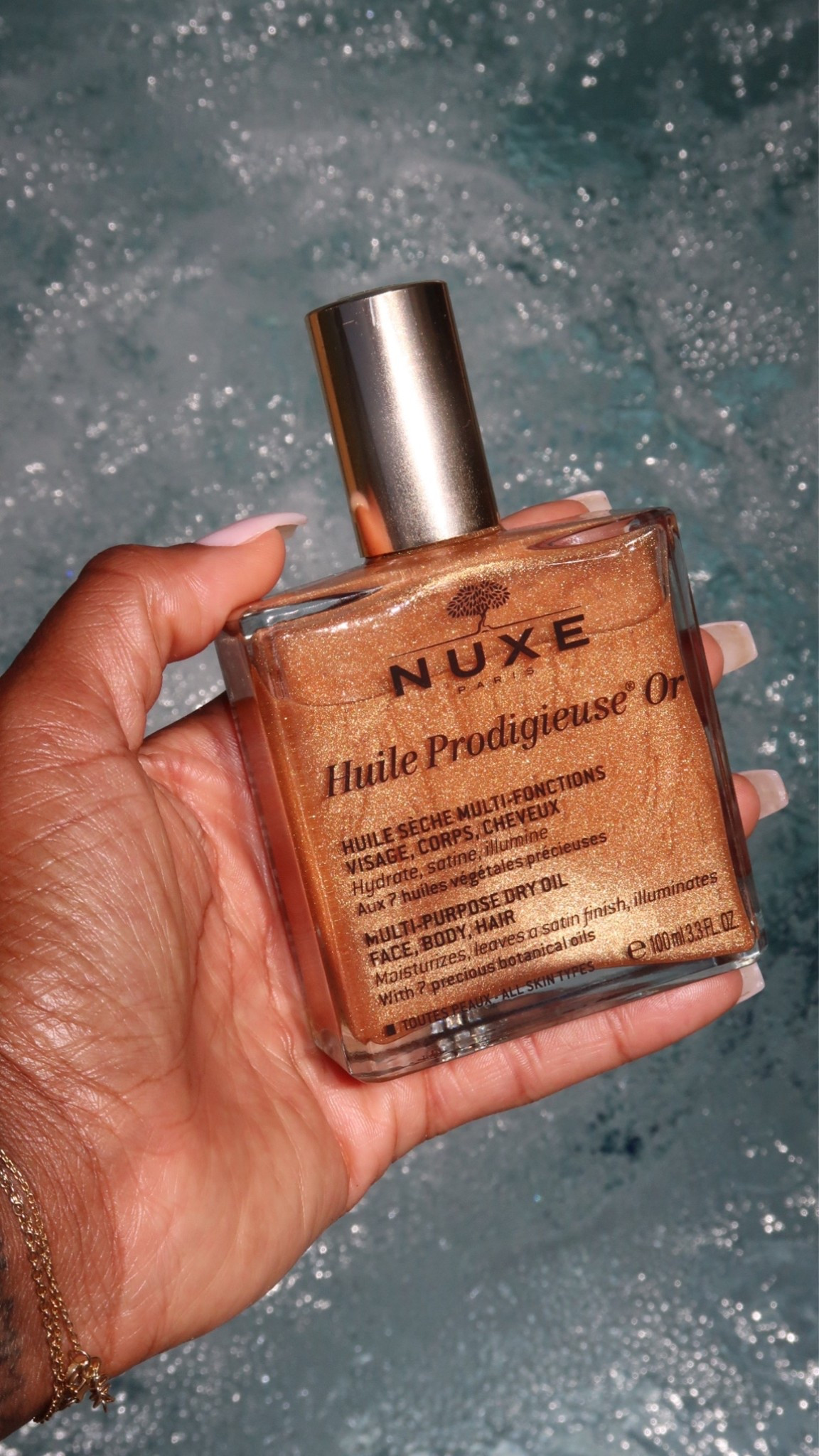 ✨ This golden body oil is the shortcut to that sun-kissed, vacation glow all year long. Perfect for shoulders, legs, collarbones, and anywhere you want a little extra radiance.

Si te encanta verte luminosa sin esfuerzo, este aceite deja un brillo hermoso en la piel y eleva cualquier look en segundos. ✨

Follow me on Instagram and YouTube
@kirasfashionfinds

#LTKselfcare #LTKBeauty #LTKvlog
